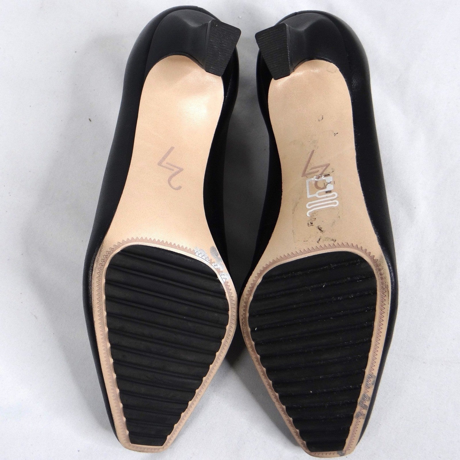 27 Edit Naturalizer Womens Black Leather Square Toe Kitten Heel Pumps Size 9.5