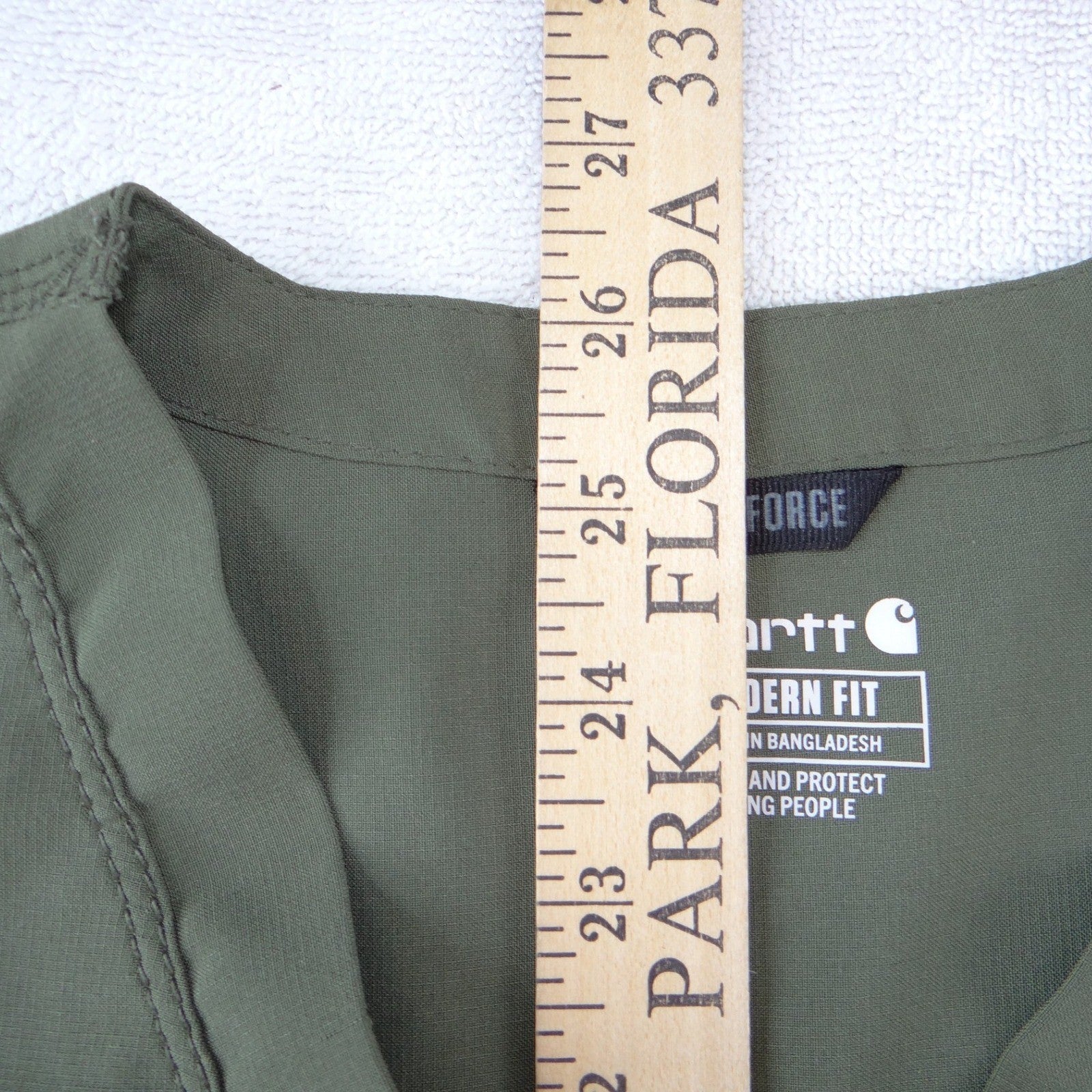 Carhartt Force Modern Fit Women Scrub Top Olive Green V-Neck Pocket Medium
