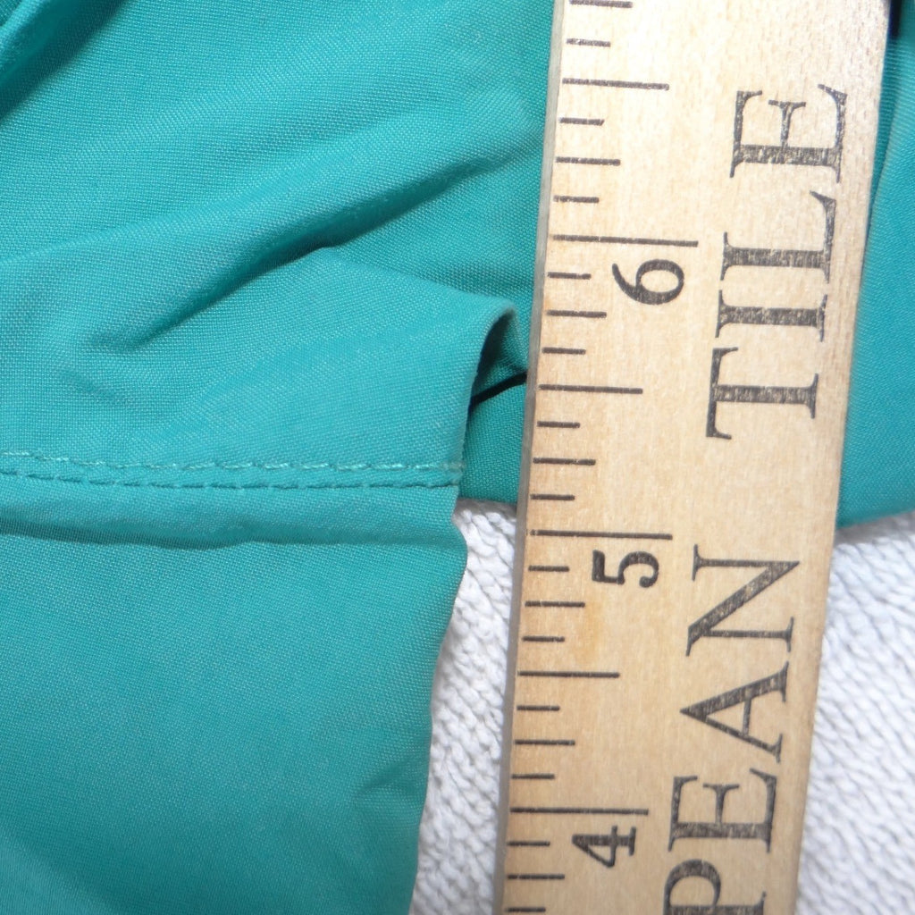 Columbia PFG Women Teal Green Fishing Shorts Size M 5 Inch Inseam 2414