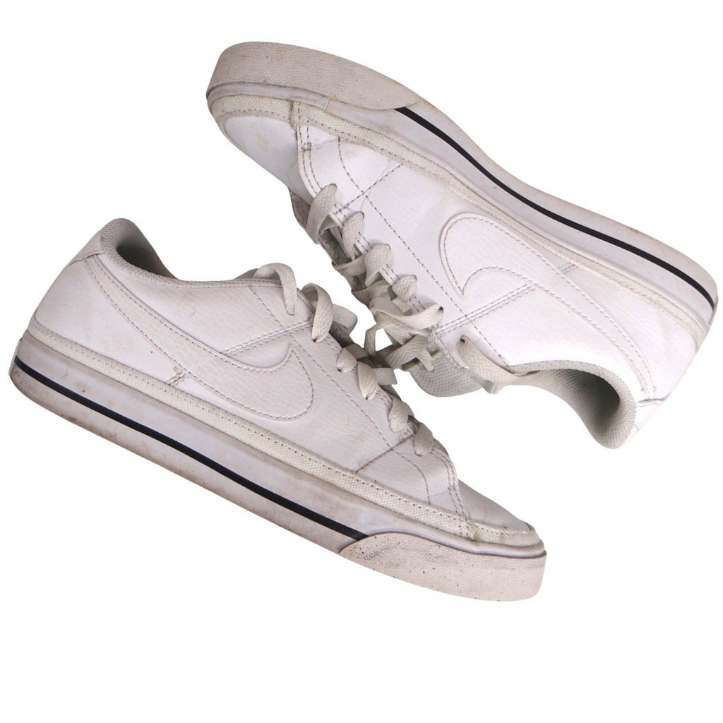 Nike Sport Shoes DH3161 101 White Lace Up Sneakers Youth Size 6.5