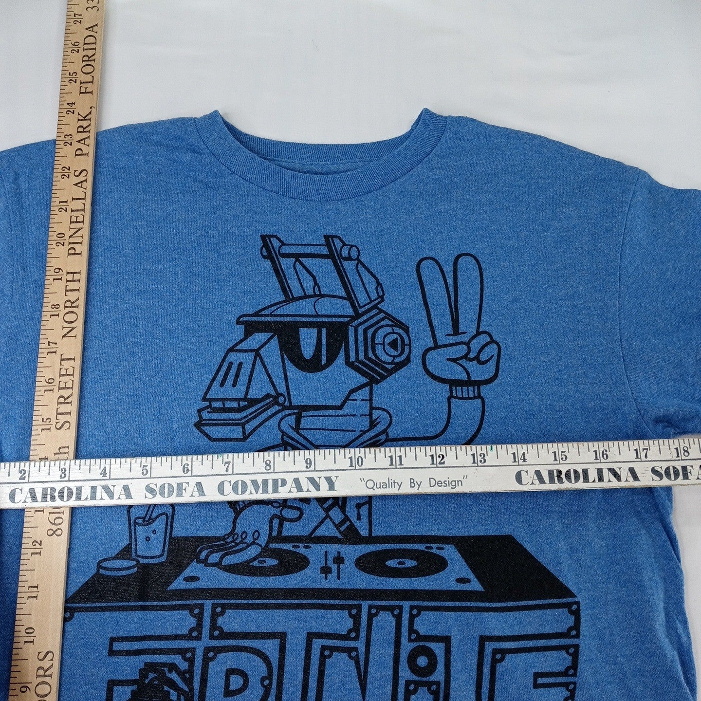 Fortnite T Shirt Youth XXL Blue Graphic DJ Robot Tee Top Kids