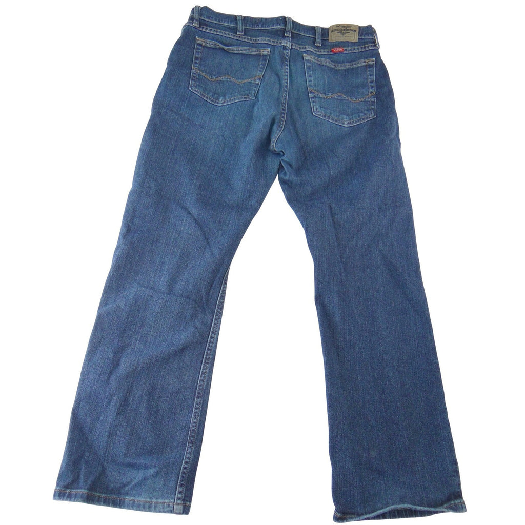 Wrangler Relaxed Boot Cut Jeans Mens 34x30 Medium Wash Blue Denim