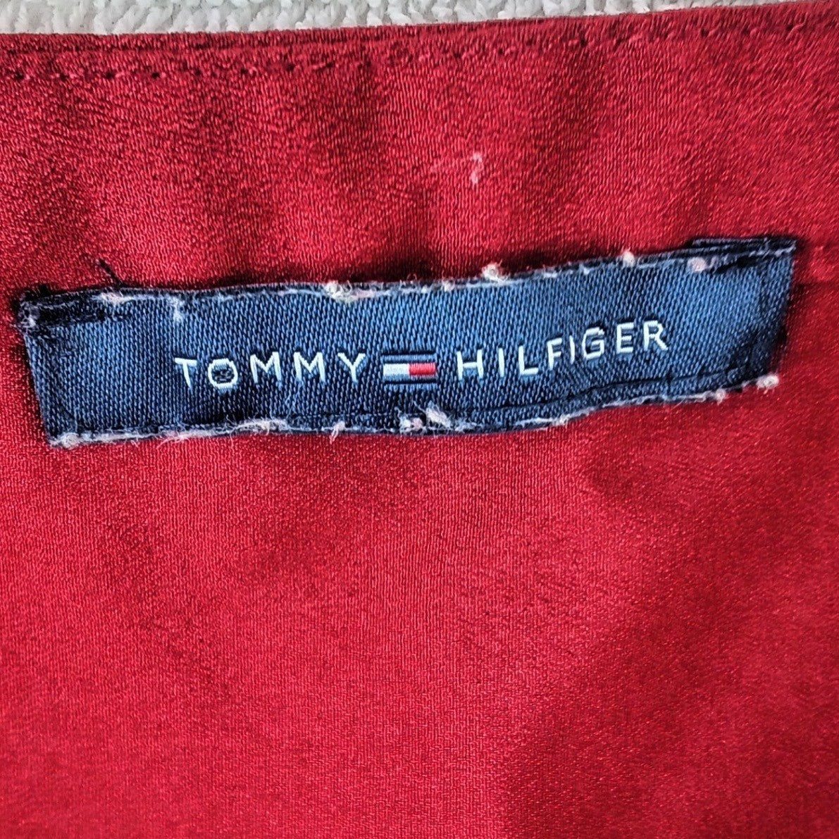 Tommy Hilfiger Womens Red Sleeveless Split Neck Tie Blouse Navy Trim