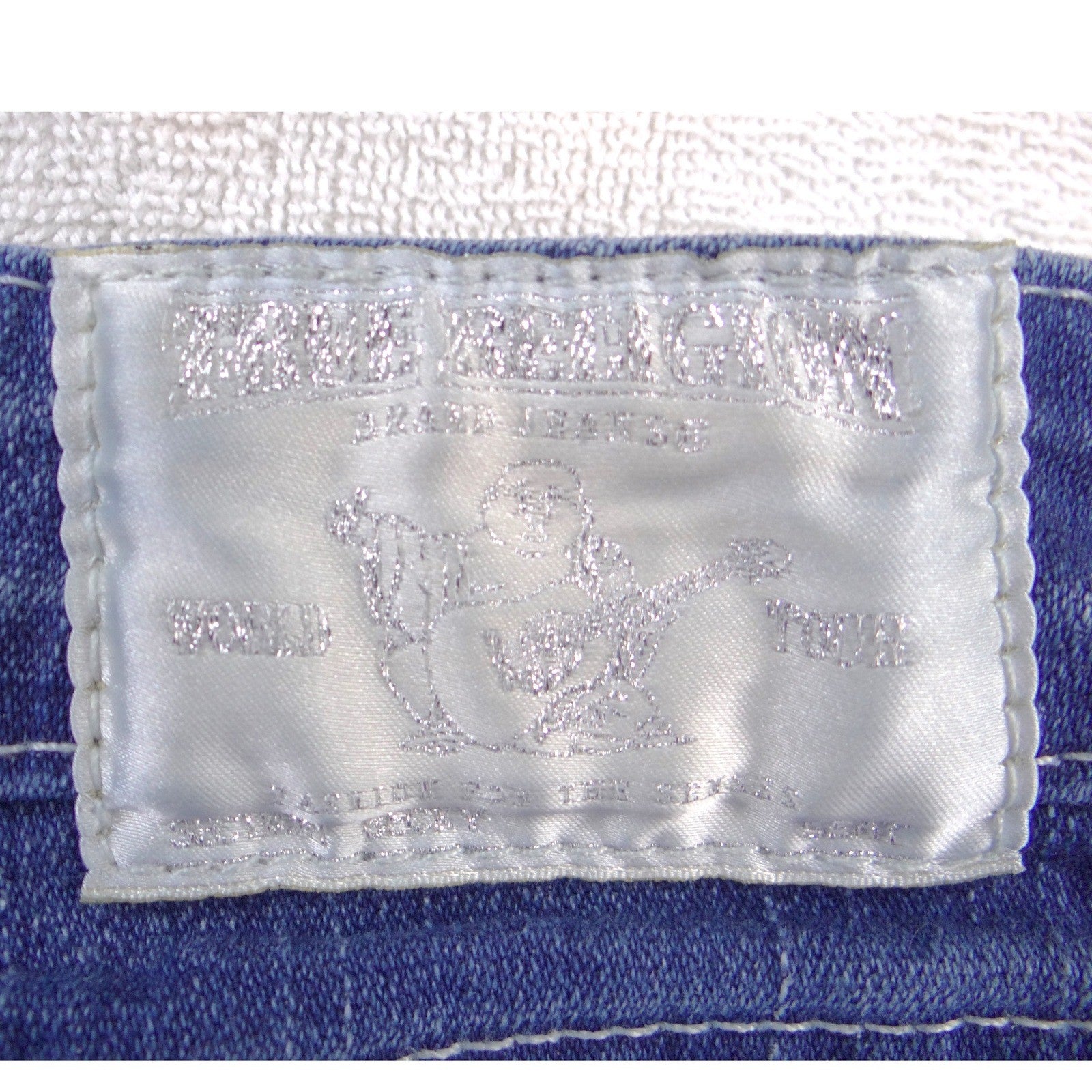 True Religion Joey Bootcut Jeans Womens 31 Medium Wash Blue Made in USA Y2K Low