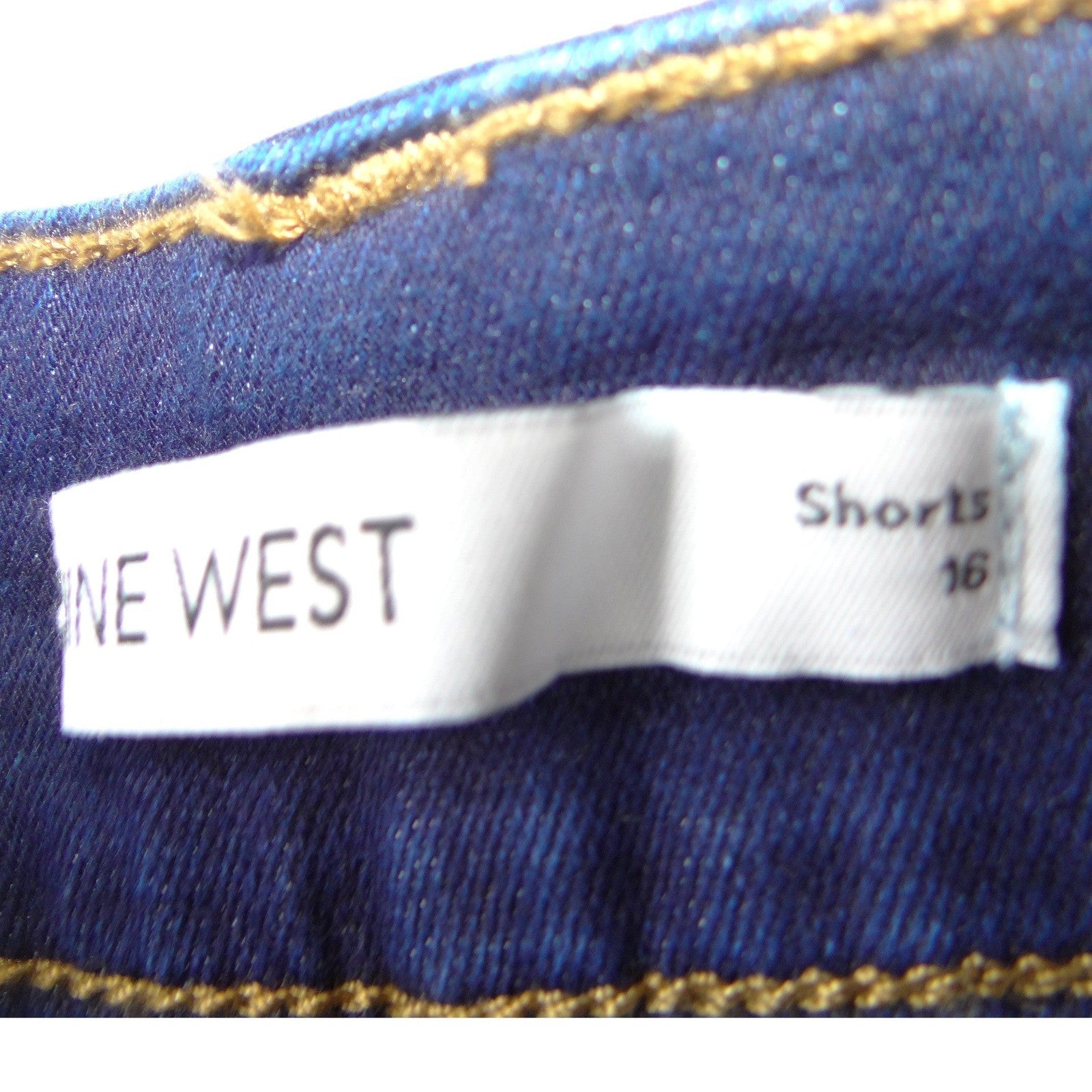 NWT-Nine West Womens High Rise Button Fly Denim Shorts Dark Wash Rinse