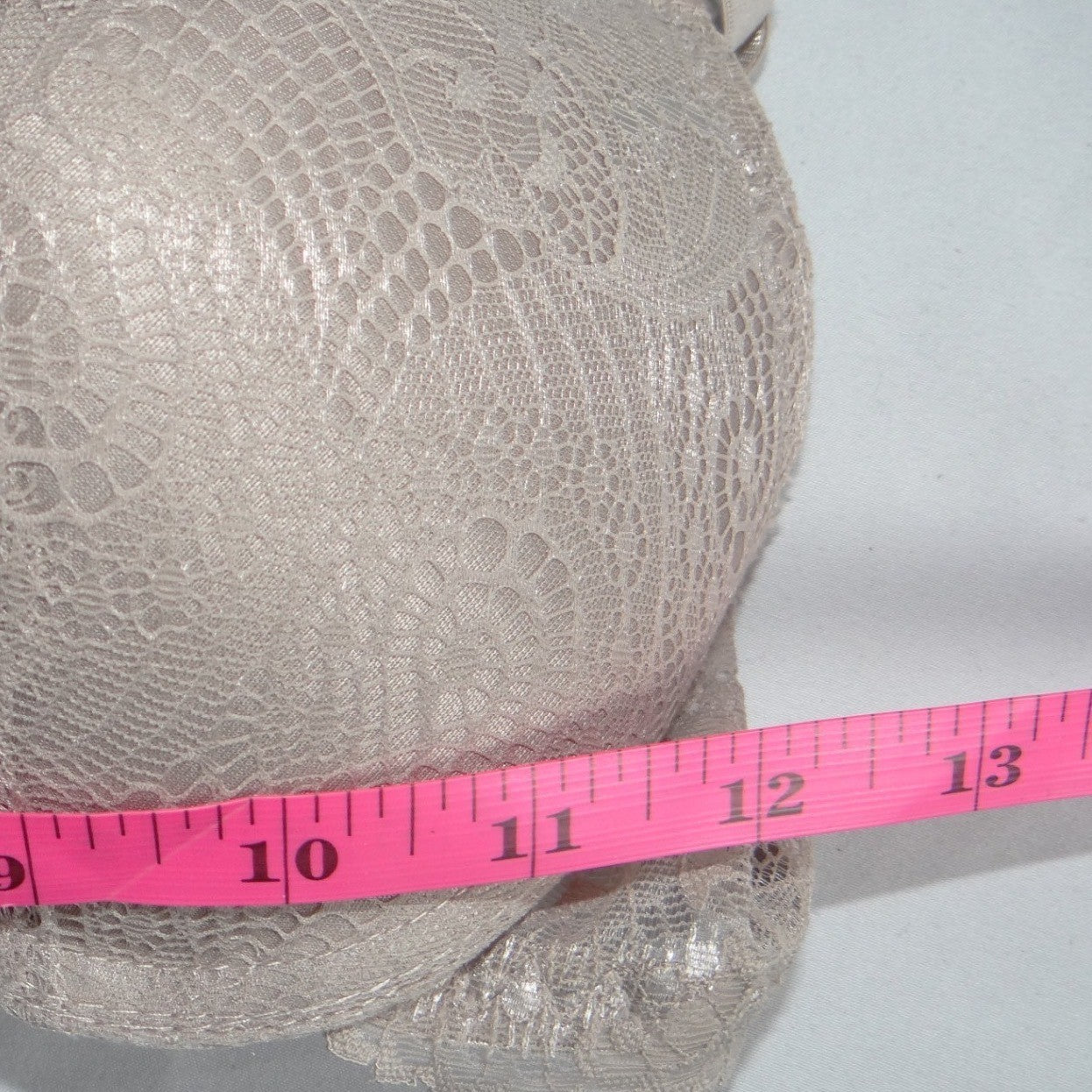 Floral Lace Underwire Bra Beige Taupe Padded Adjustable Straps 36C RN146342