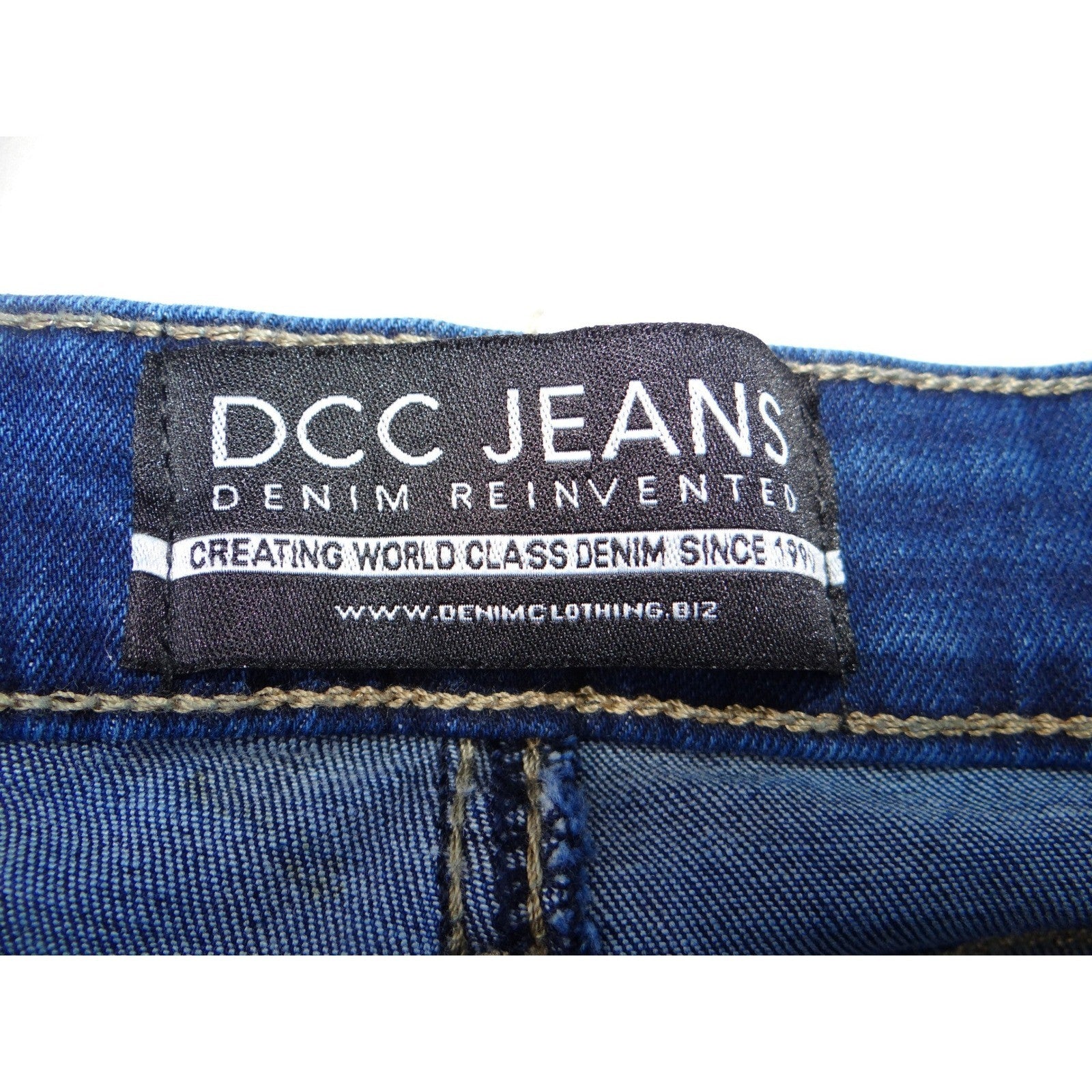 DCC JEANS Women Slim Fit Dark Wash Distressed Denim Jeans