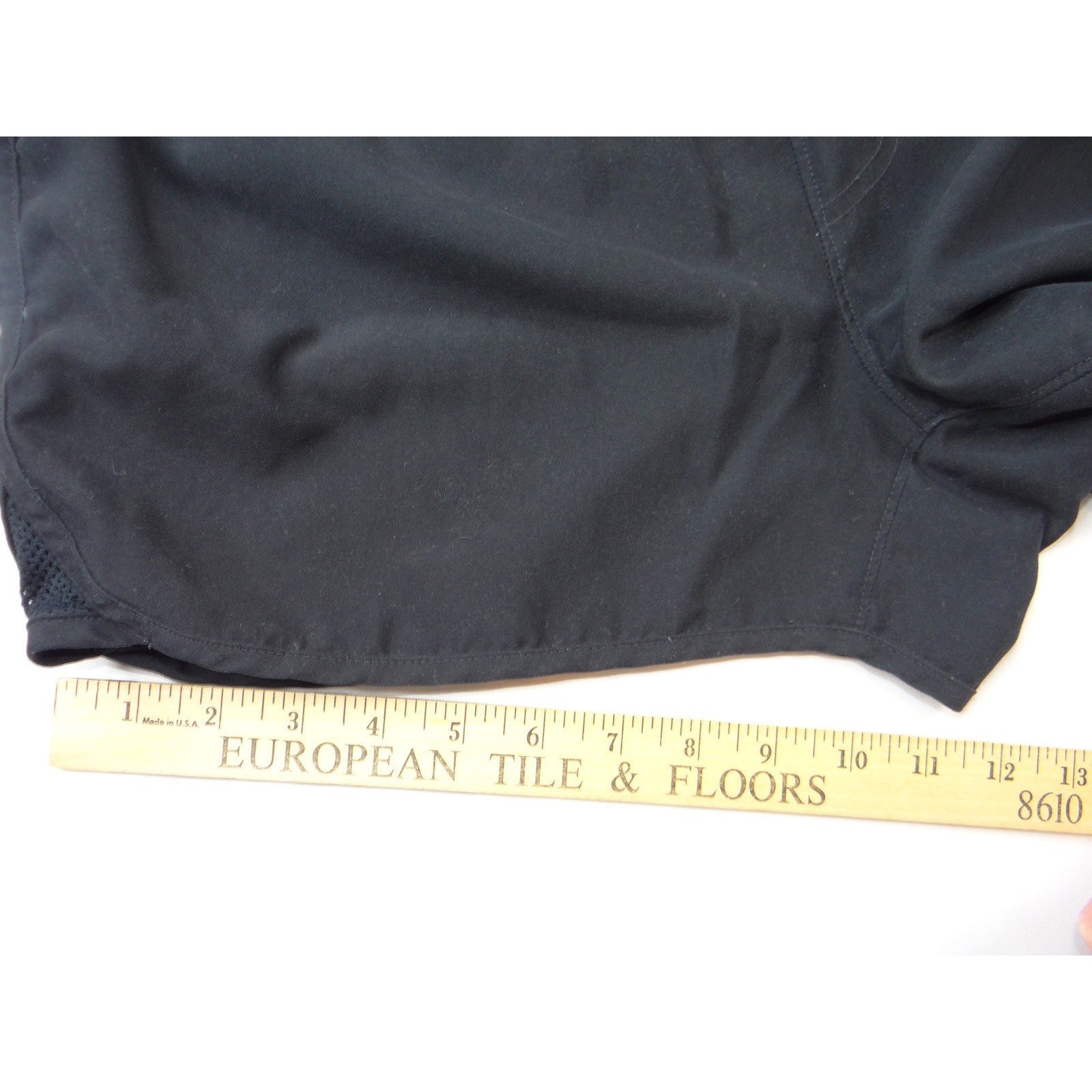 Columbia Omni-Shield Women's Black Athletic Hiking Shorts Size M Drawstring