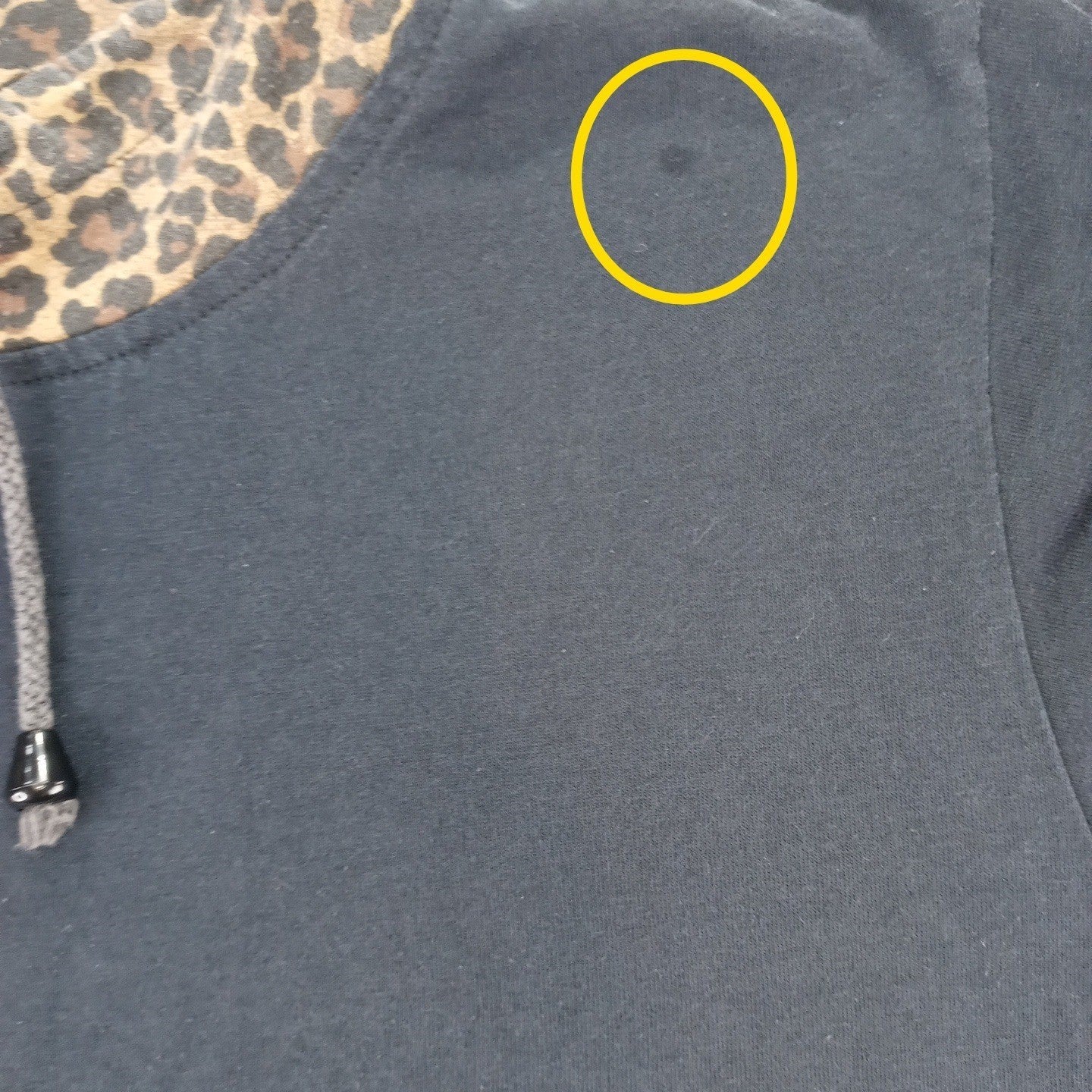 Vintage ENZL Women's Black Leopard Collar Mock Neck Long Sleeve Animal Detail