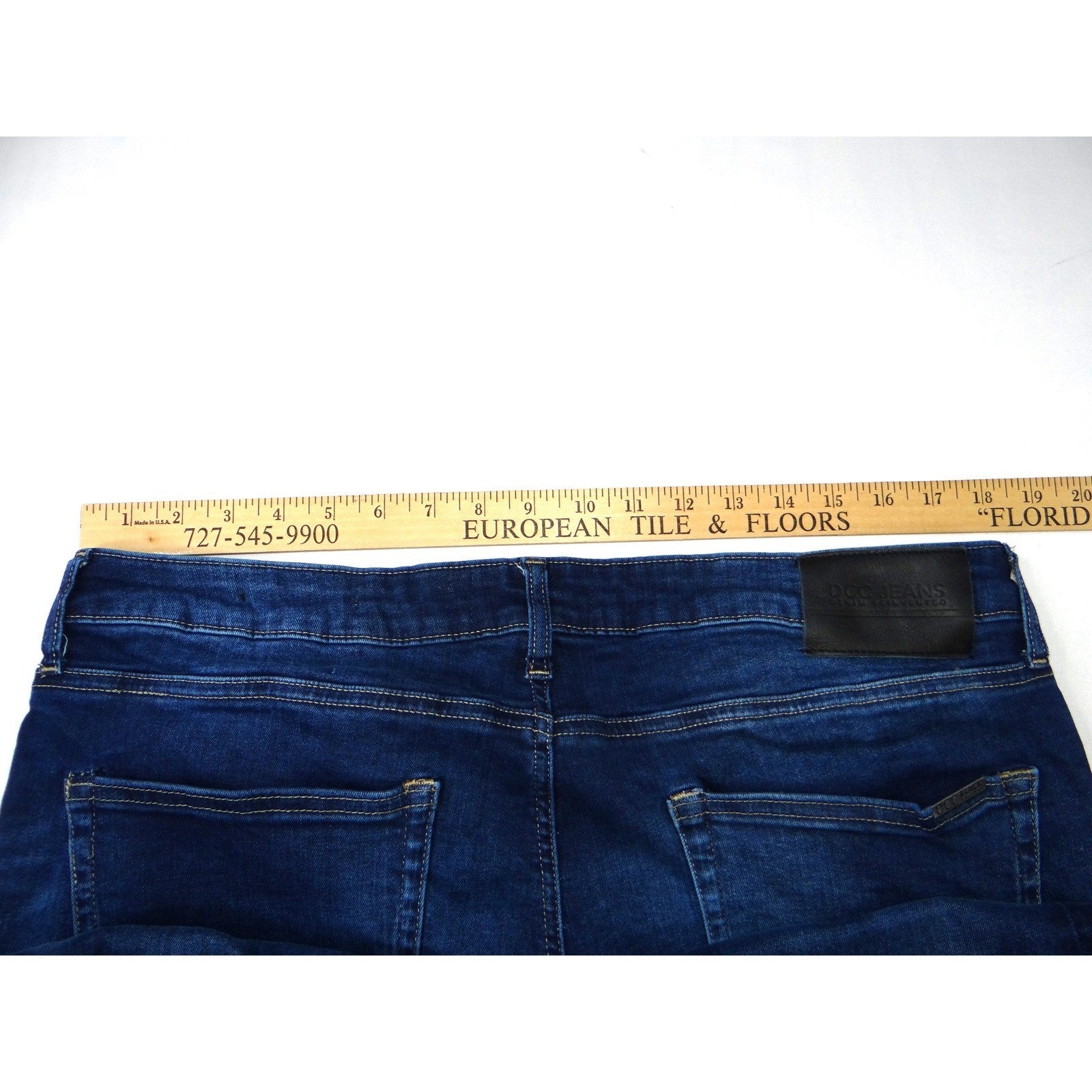 DCC JEANS Women Slim Fit Dark Wash Distressed Denim Jeans