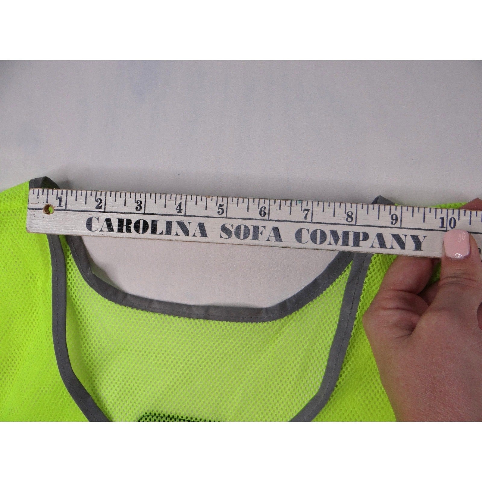 High Visibility Reflective Safety Vest Lime Green Mesh Multiple Pocket Closure