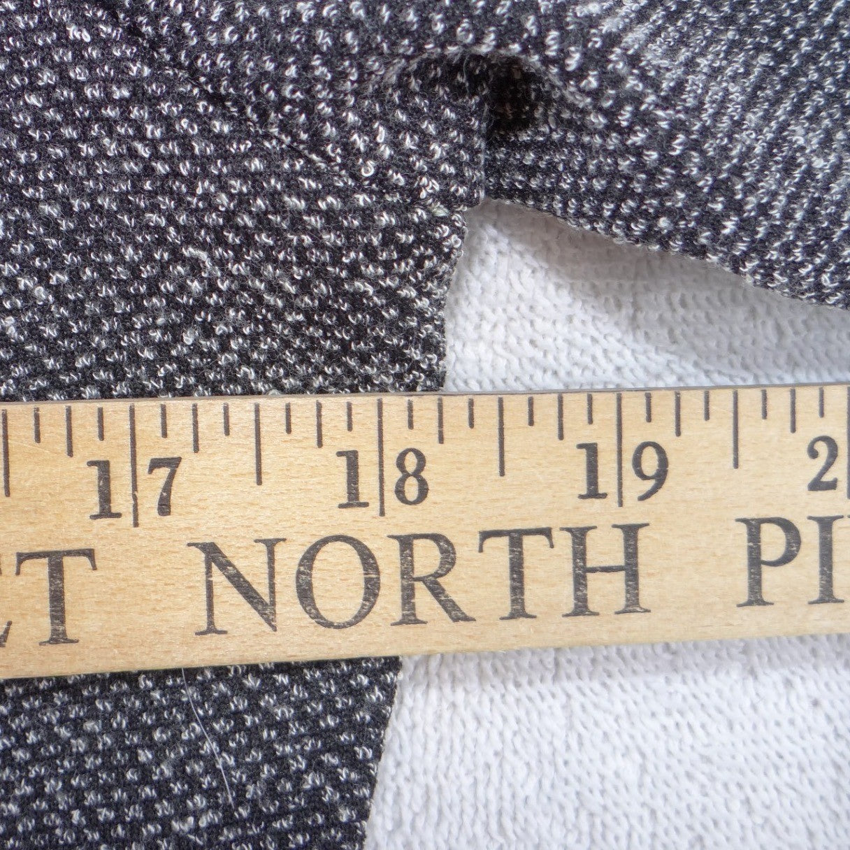Emma James Petite Grey Textured Zip-Up Jacket Liz Claiborne Size P