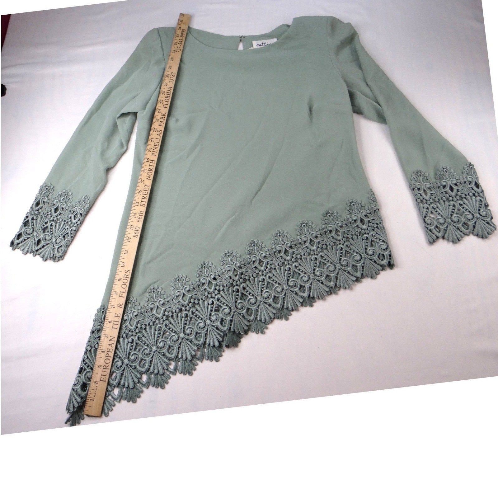 Vintage Cattiva New York Womens Mint Green Lace Trim AsymmetricalTop Sz 14