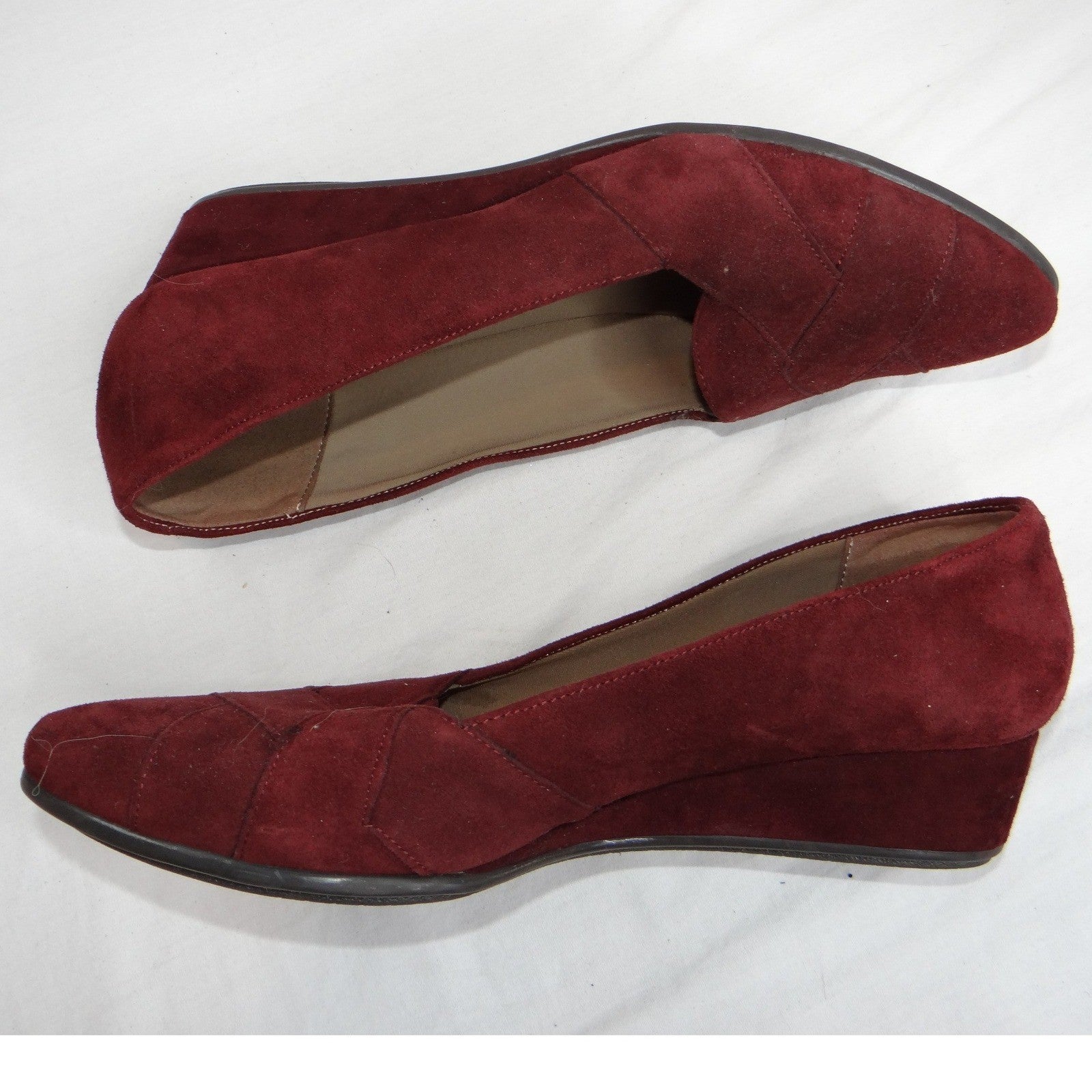 Easy Spirit Womens Burgundy Suede Wedge Heels Shoes Size 9