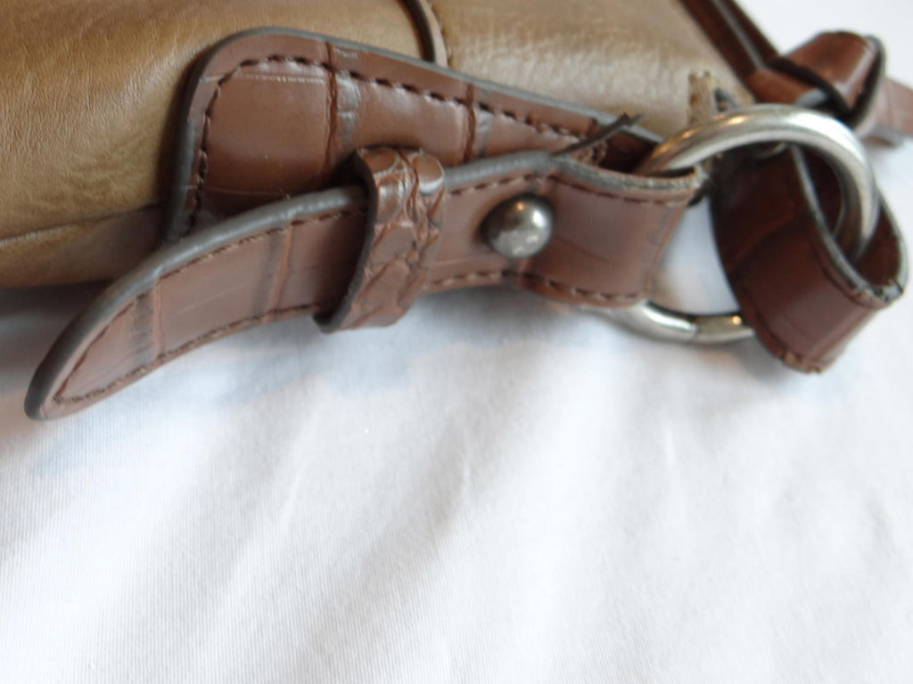 Brown Leather Women's Crossbody Bag with Multiple Zippered Compartments