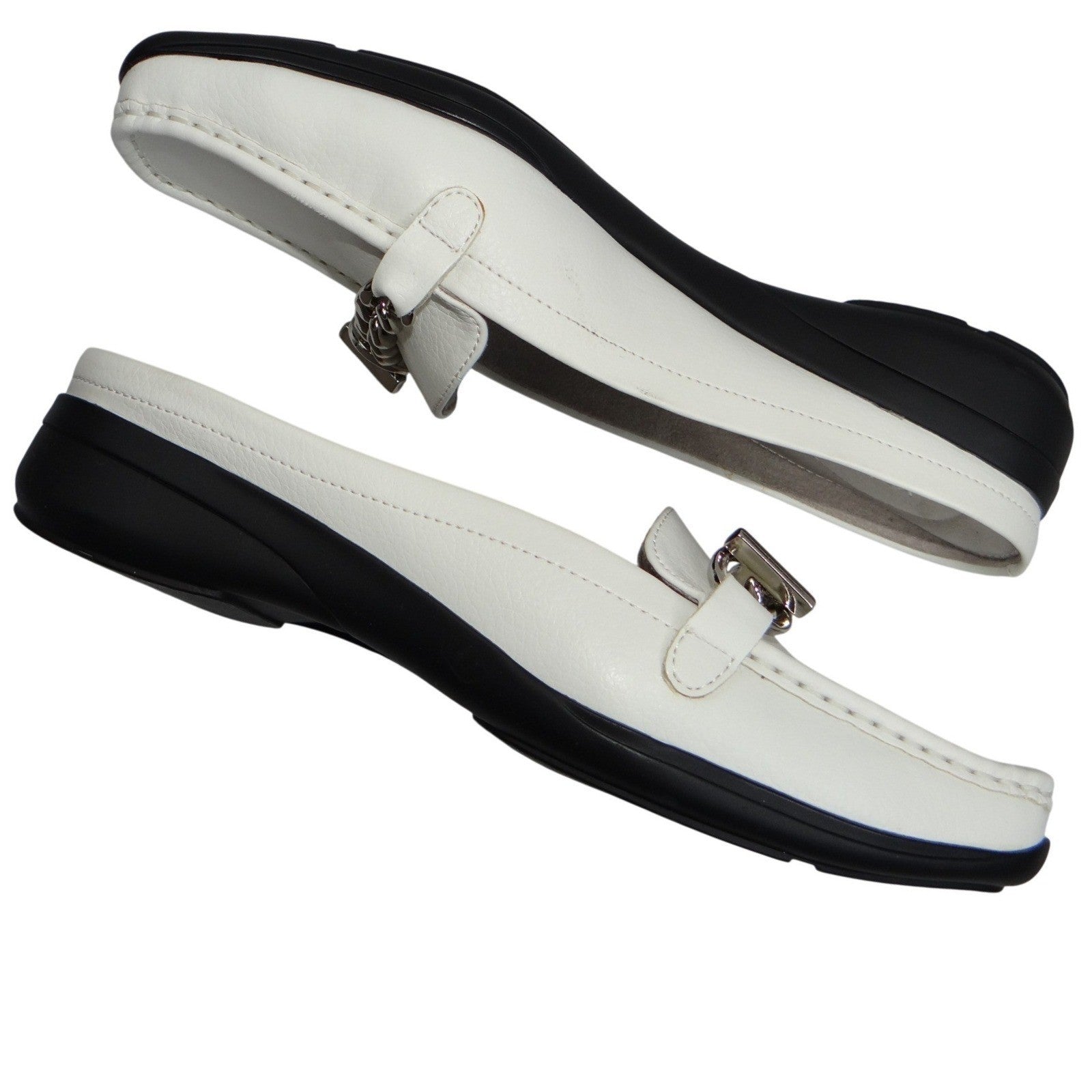 NIB Villager by Liz Claiborne Becky White Mules Loafers Shoes Women's Size 7.5 M