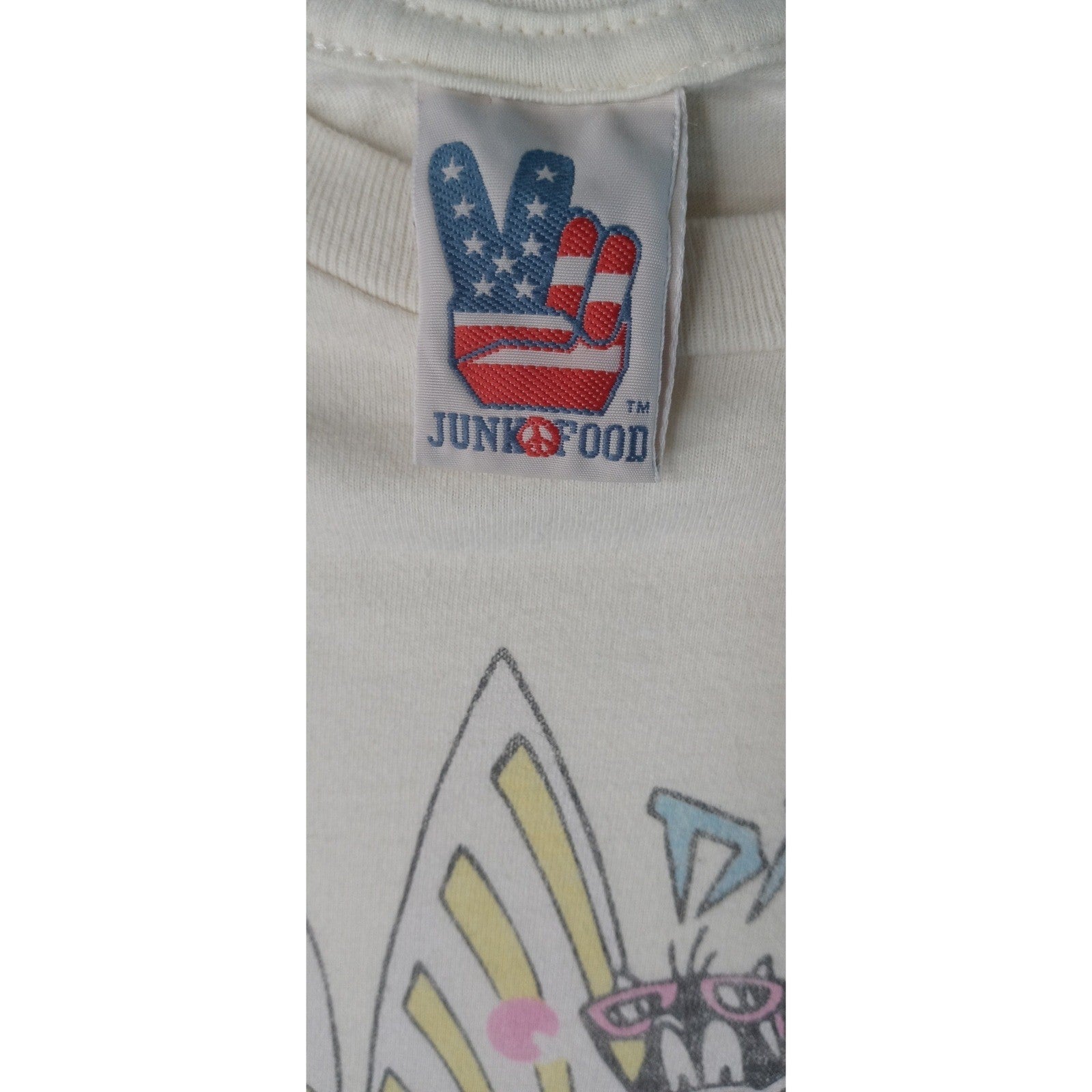 Vintage Looney Tunes Crew Graphic T Shirt Women's Cream Bugs Bunny Daffy Duck