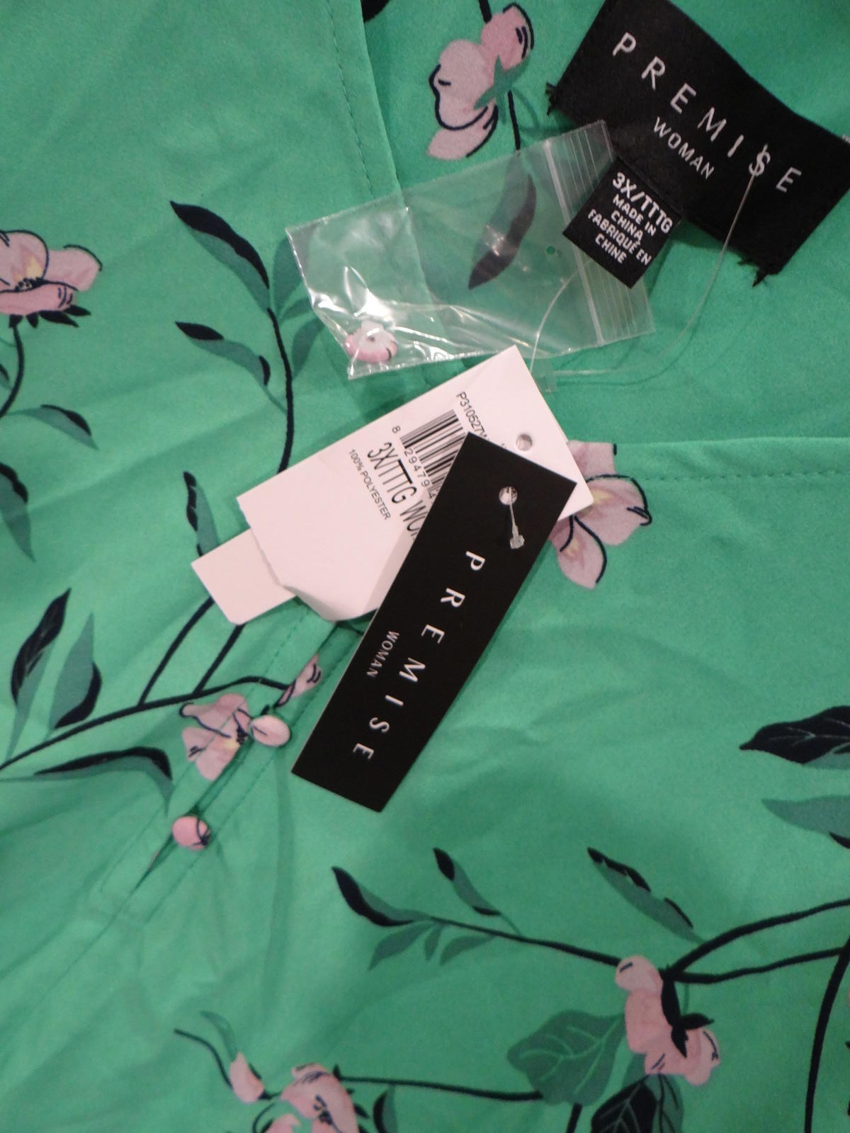 Premise Woman Green Floral Button-Up Blouse - NWT - 3X