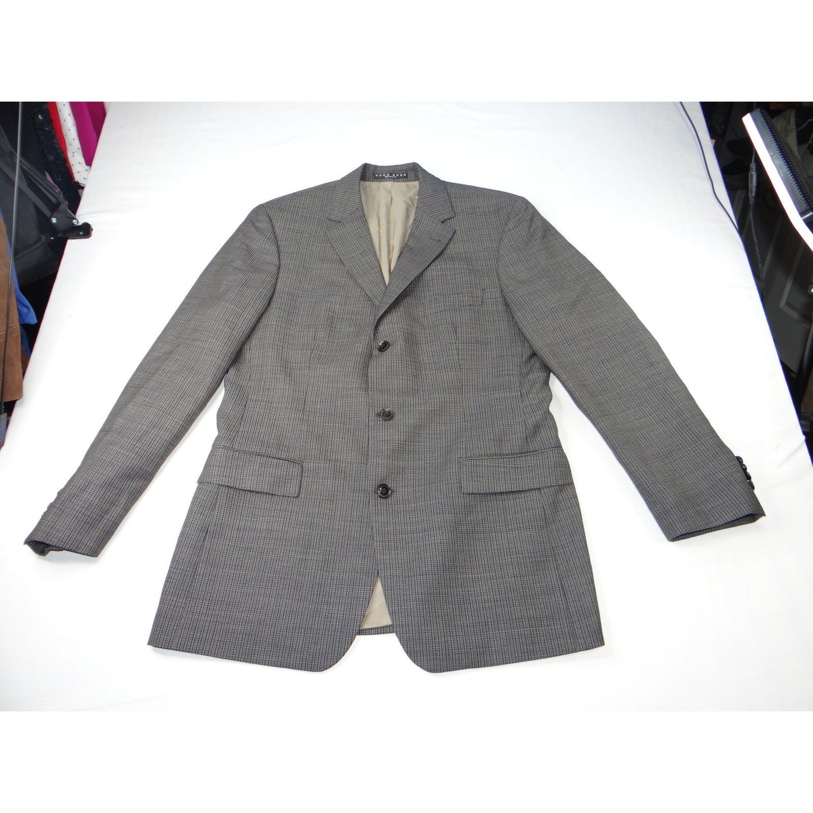 HUGO BOSS Men's Grey Check Wool Blend Blazer Sport Coat Size 42L