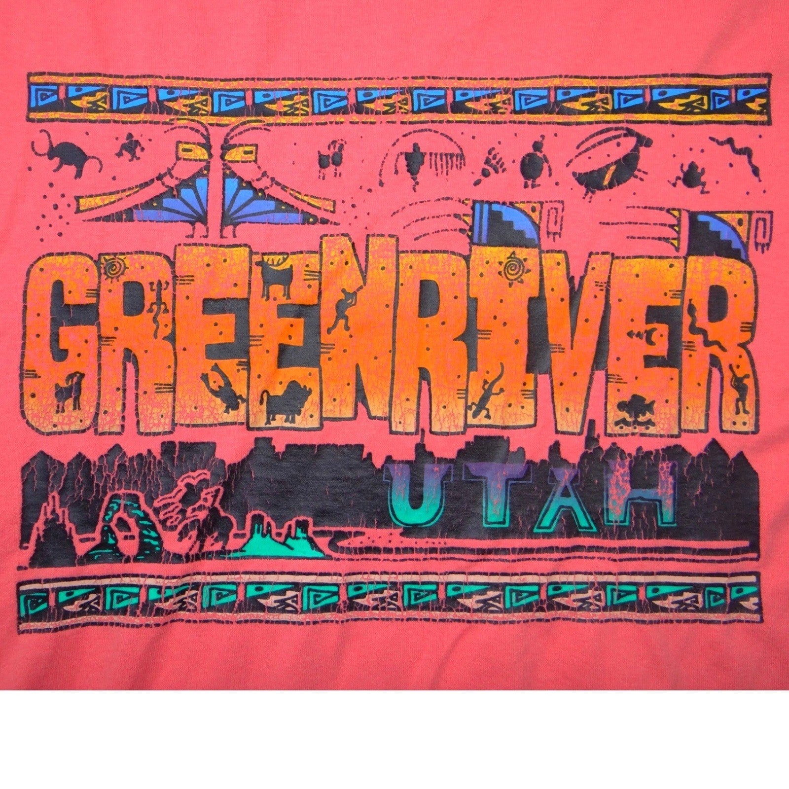 Vintage Hanes Green River Utah Graphic T-Shirt Coral Pink Small Made in USA