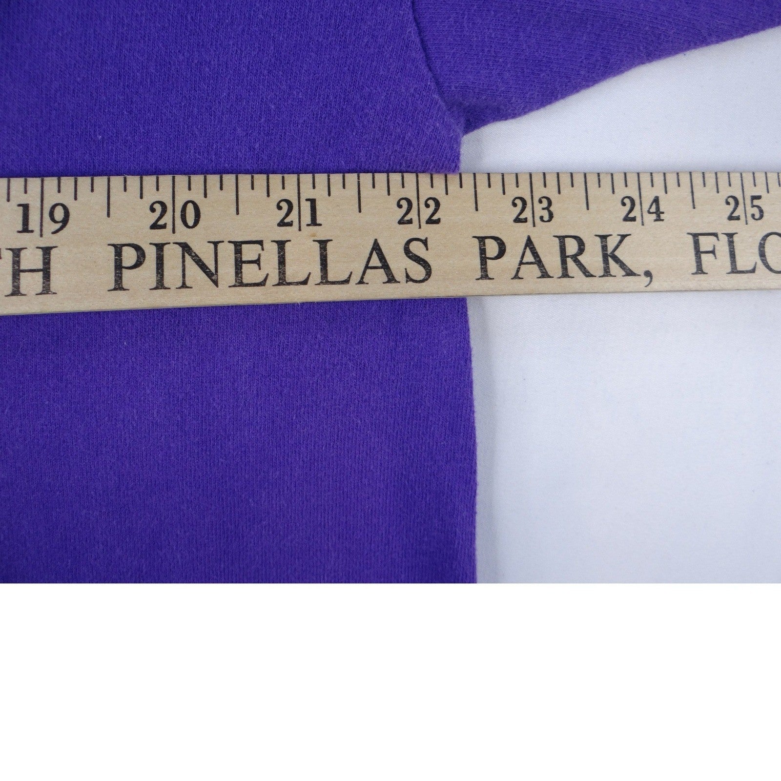 Vintage Stratosphere Las Vegas Graphic T Shirt Purple Fruit of the Loom XL