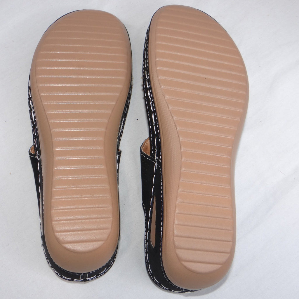 New Womens Black Wedge Thong Sandals Rhinestone Accent Comfort Slip On Size 8.5