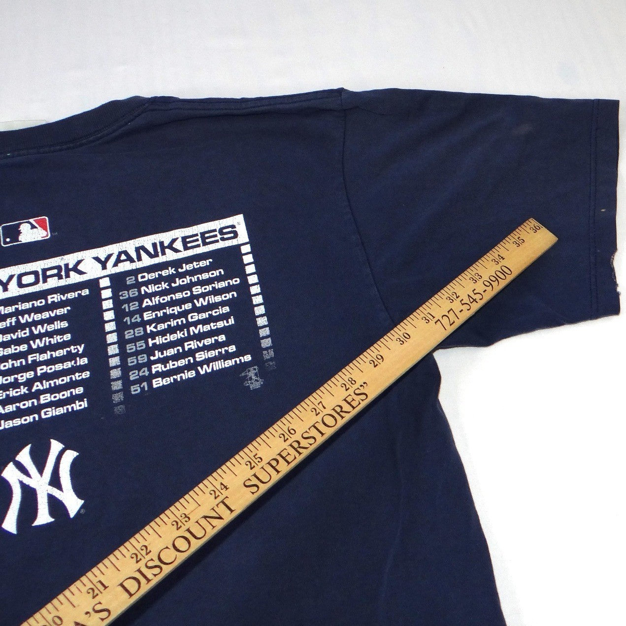 Majestic MLB 2003 Playoffs New York Yankees Baseball TShirt Mens Read Distressed