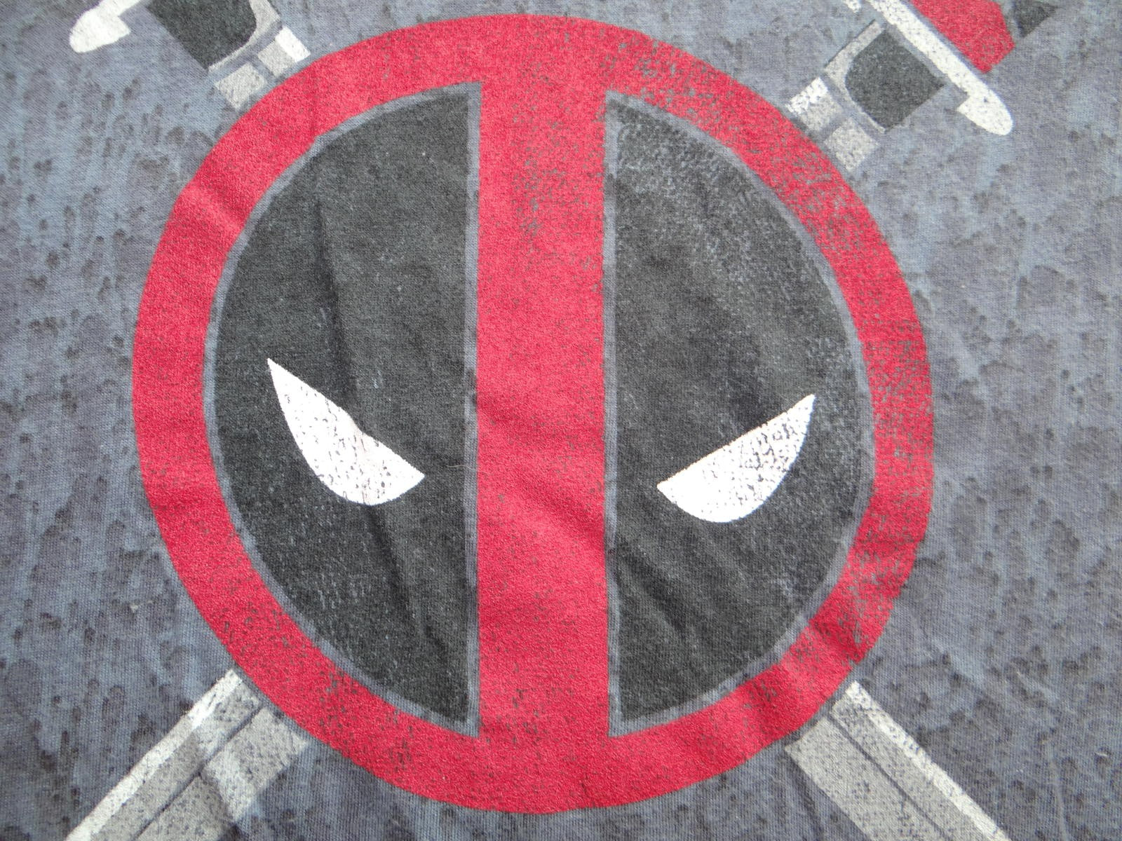 Marvel Deadpool Graphic Tee - Men's Red & Gray Shirt
