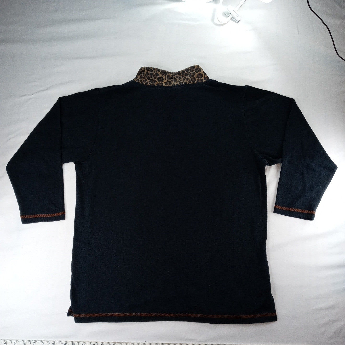 Vintage ENZL Women's Black Leopard Collar Mock Neck Long Sleeve Animal Detail
