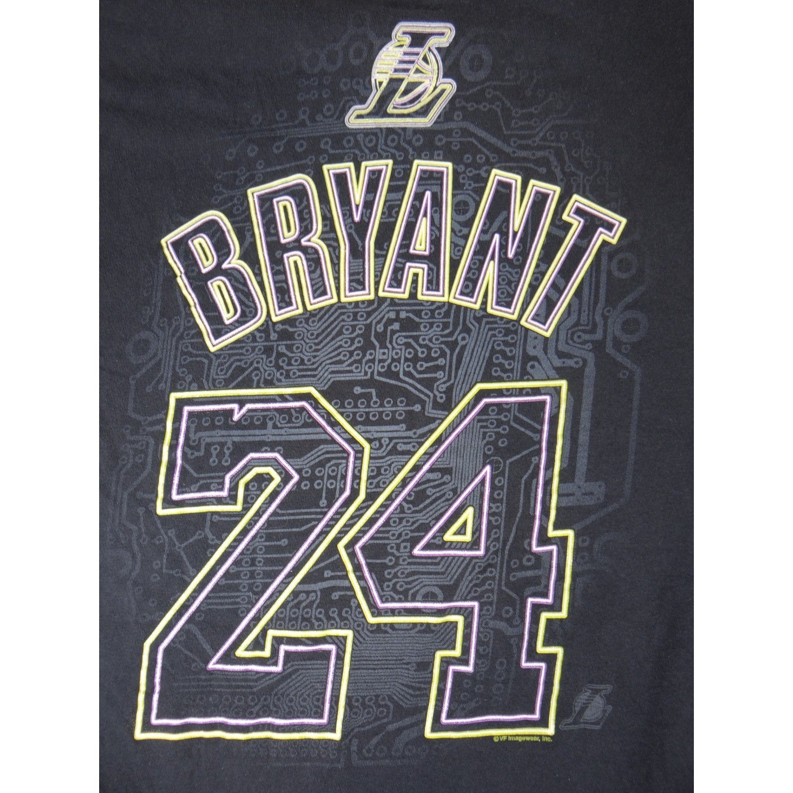 Los Angeles Lakers Kobe Bryant 24 Majestic NBA Basketball T Shirt Mens M