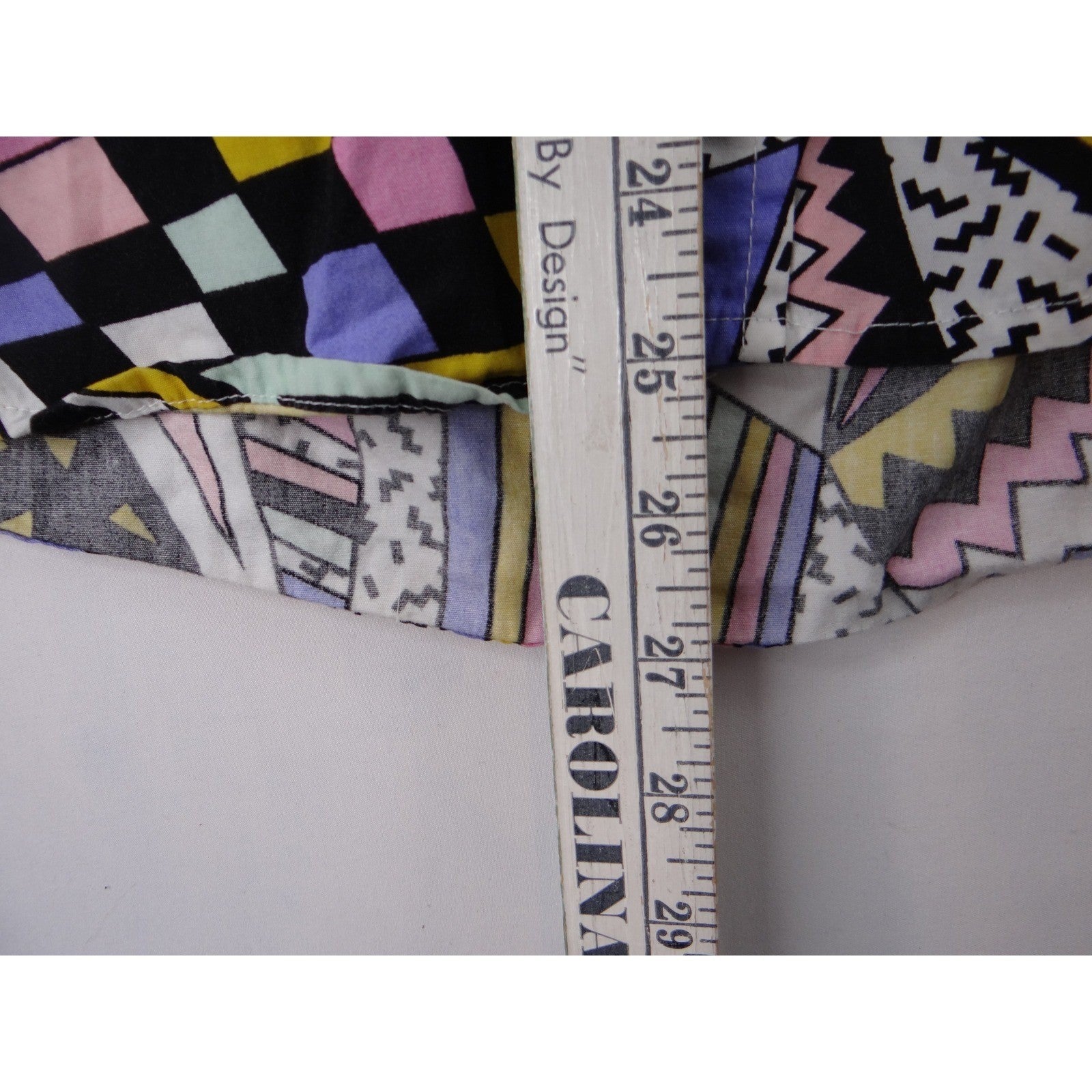MASSIVE Men's Geometric Print Short Sleeve Button Up Shirt Small
