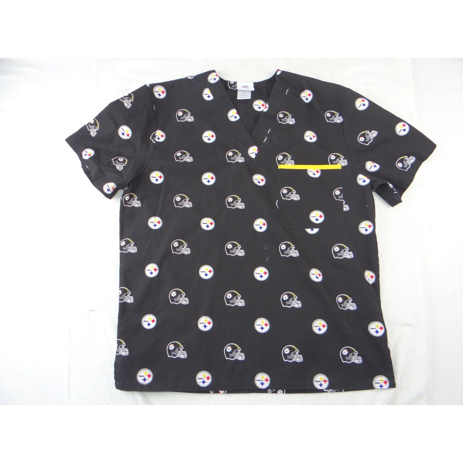 NFL Team Apparel Pittsburgh Steelers Scrub Top Womens Black V-Neck Logo Print L