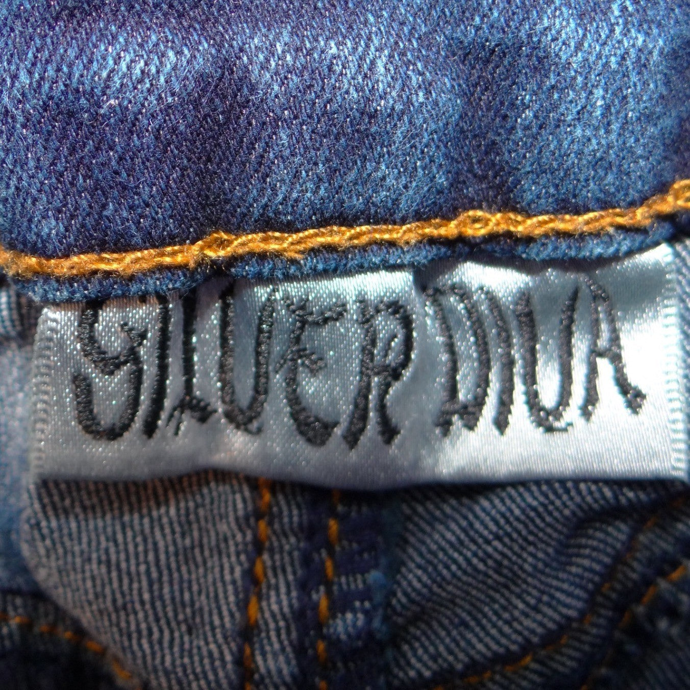 Silver Diva Womens Y2K High Waist Bermuda Denim Shorts Dark Wash Braided Size 7
