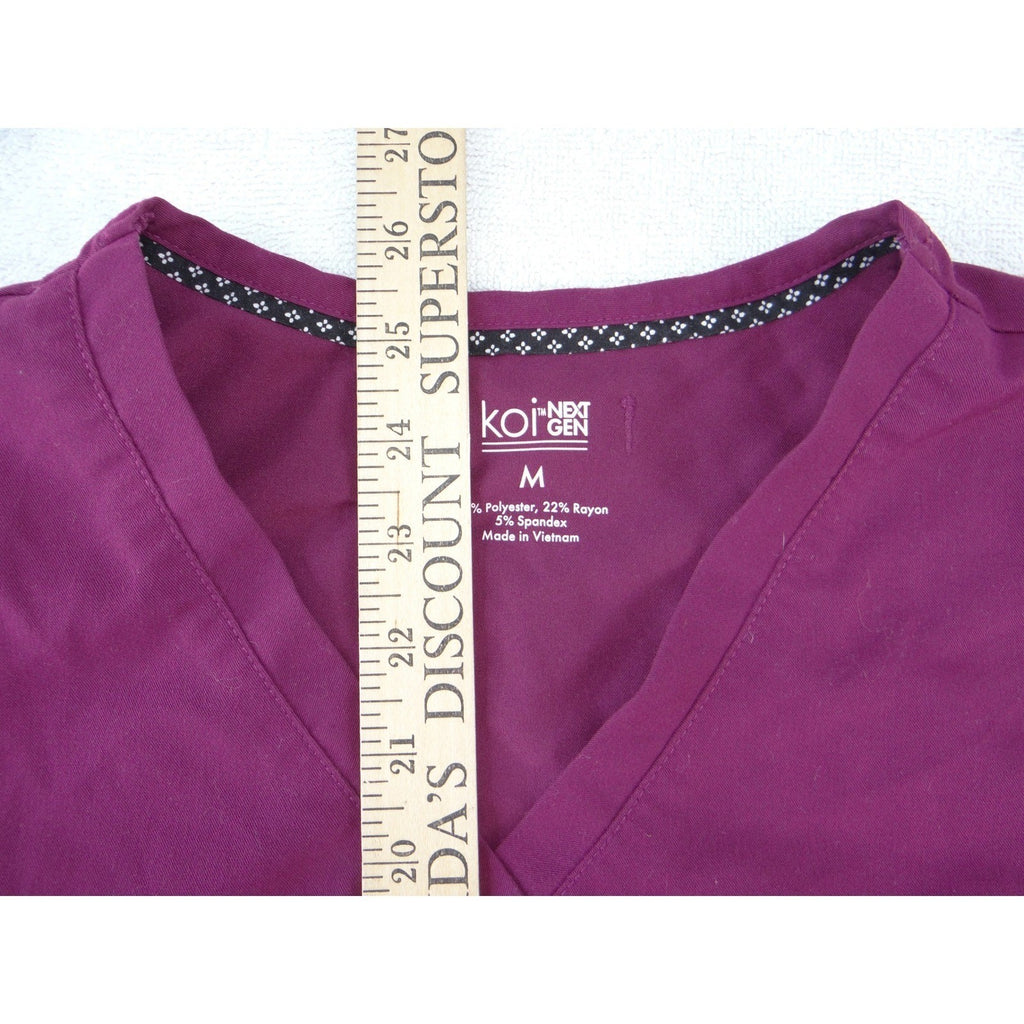 Koi Next Gen Womens Scrub Top Medium Purple V-Neck Chest Pocket Stretch 2410