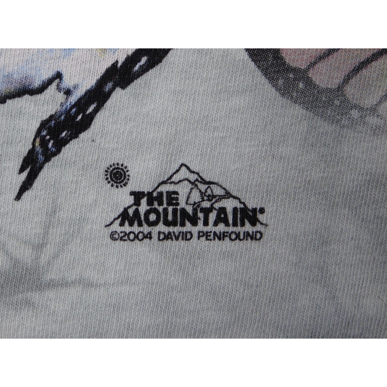The Mountain Butterfly Palace Branson Missouri Graphic T Shirt Size S