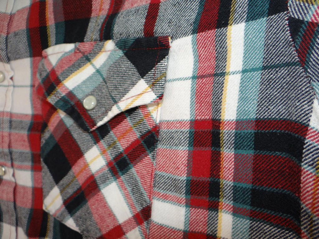 Plains Western Wear Plaid Button-Up Shirt Size Large