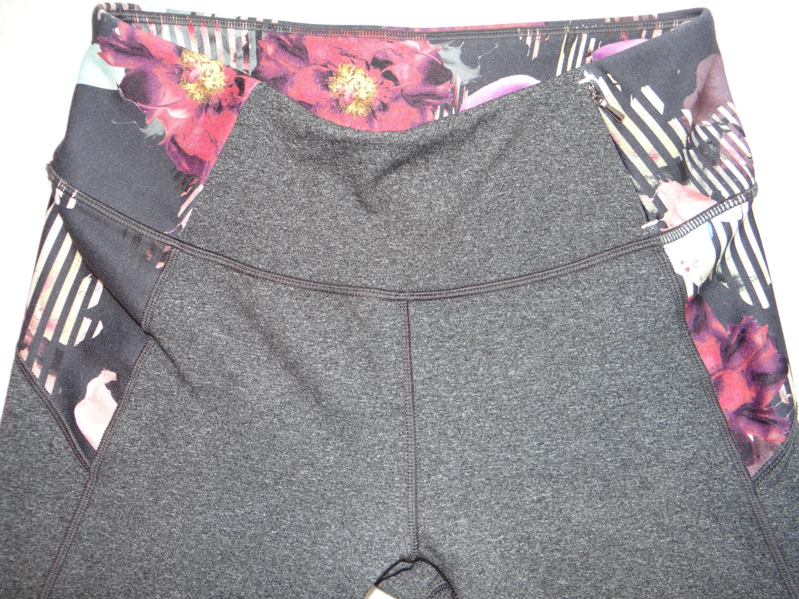 Stylish High-Waisted Leggings with Floral Accents