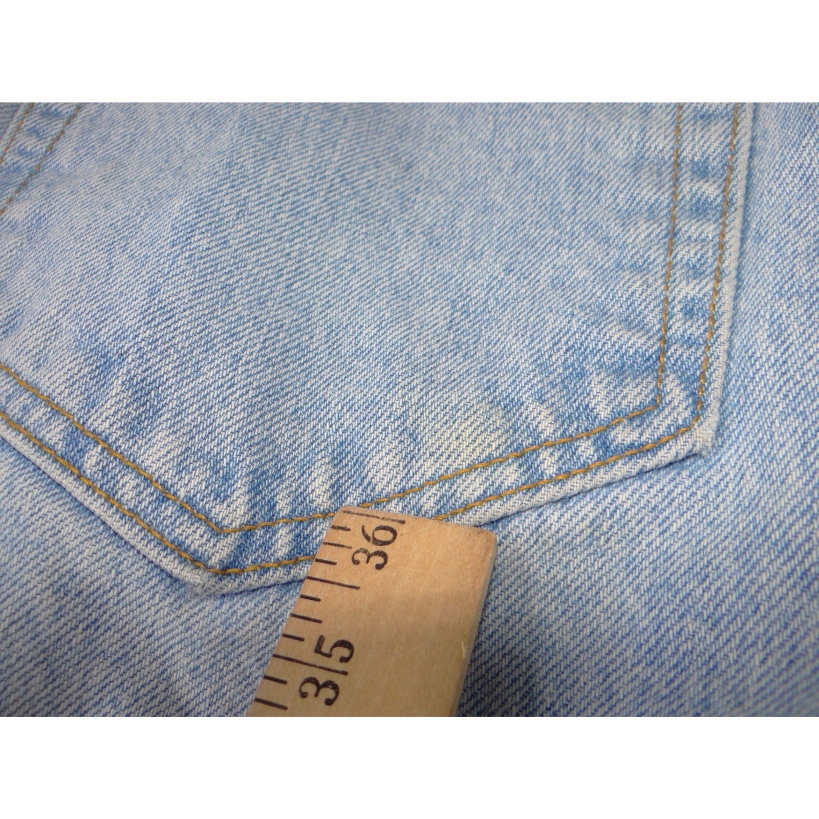 Calvin Klein Vintage Mens Light Wash Straight Leg Relaxed Denim Jeans 34x32