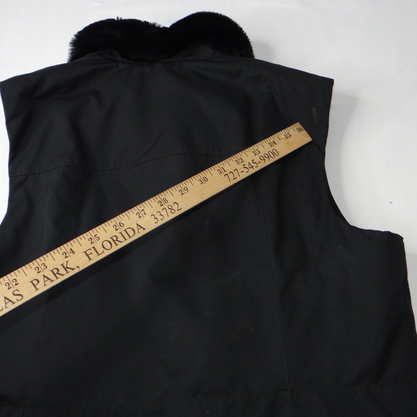Ann Taylor Petites Black Faux Fur Collar Zip Vest Women Size LP