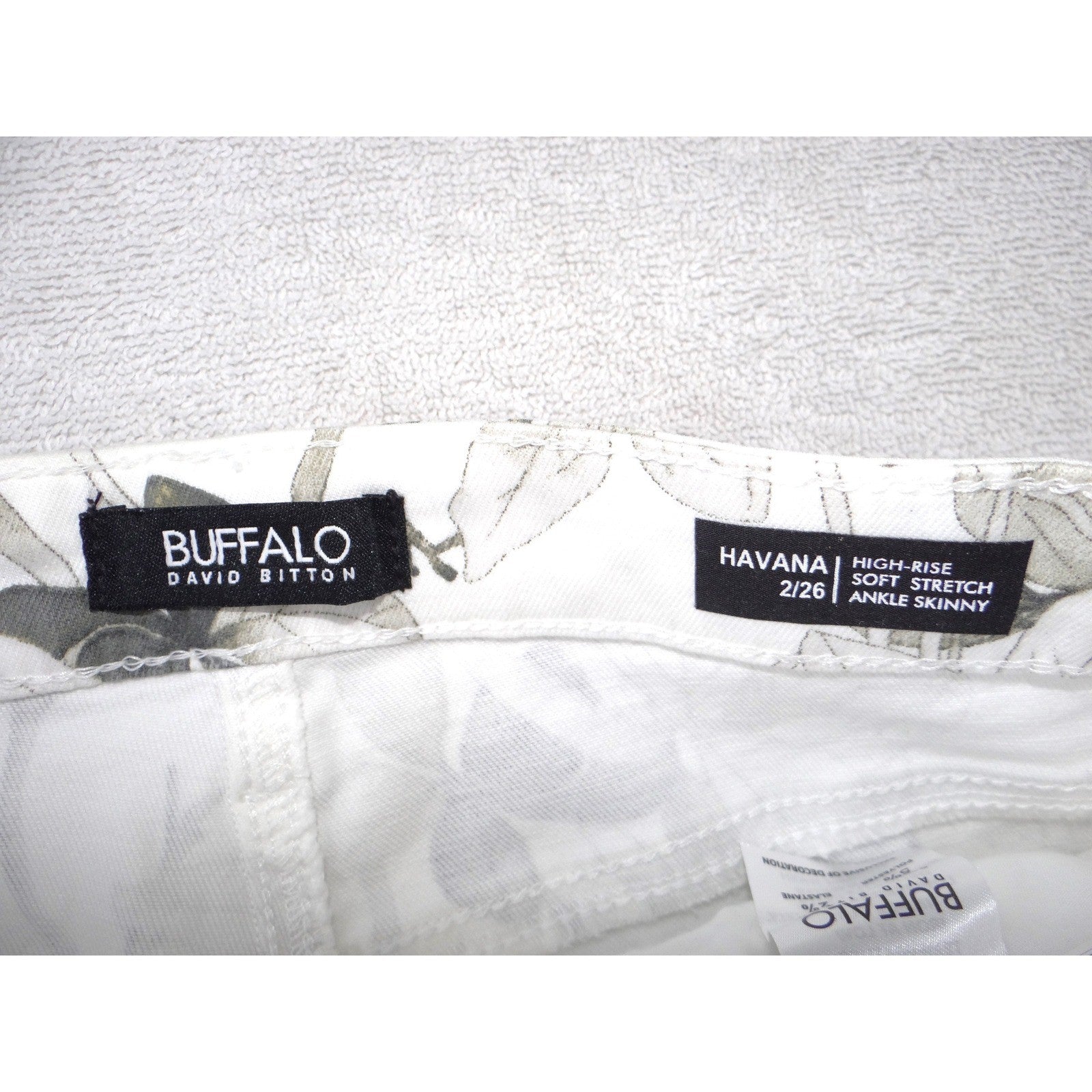 NWT-Buffalo David Bitton Havana High Rise Ankle Skinny Floral Pants Ivory