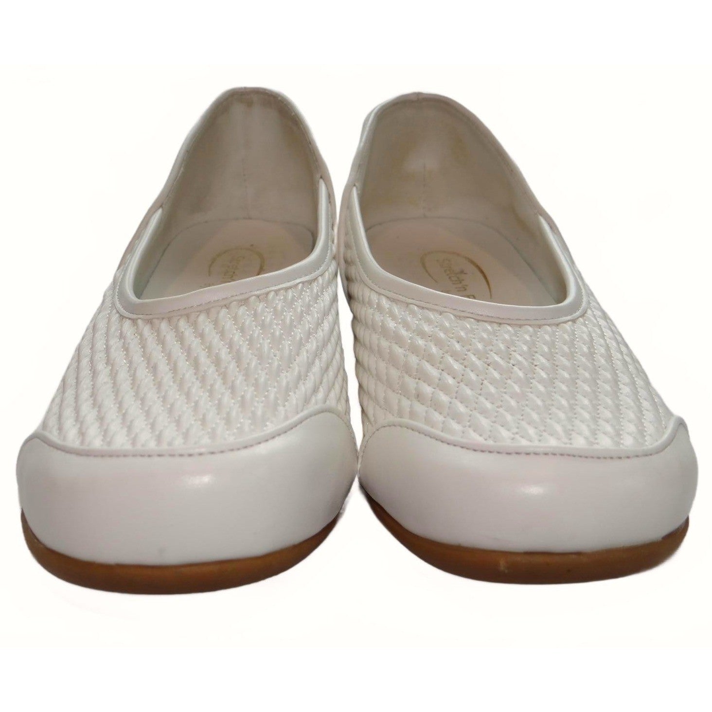 Stretch'n Form by Beacon Women's White Quilted Flats size 7.5