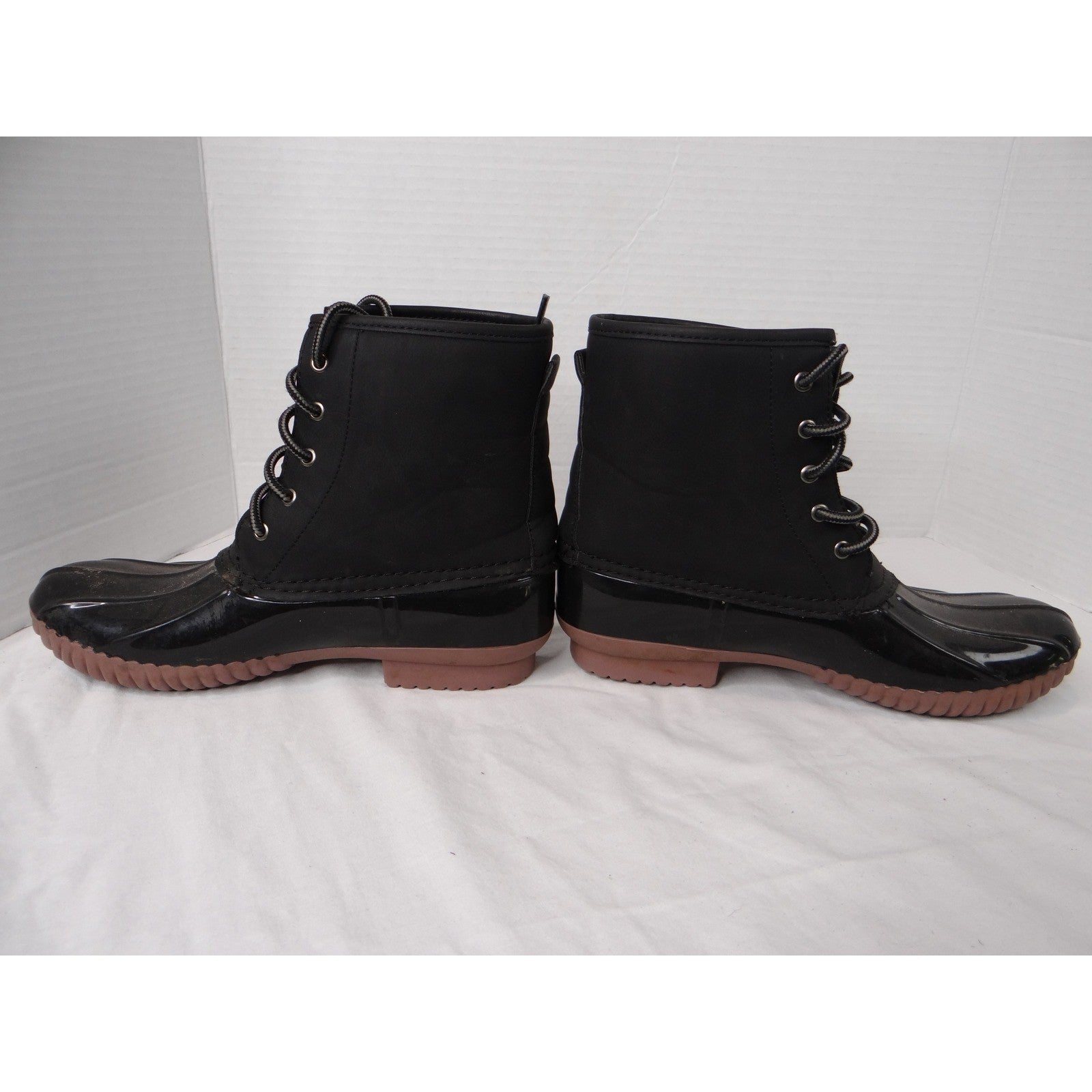 Charlotte Russe Black Lace Up Duck Boots Waterproof Rubber Sole Plaid Lined