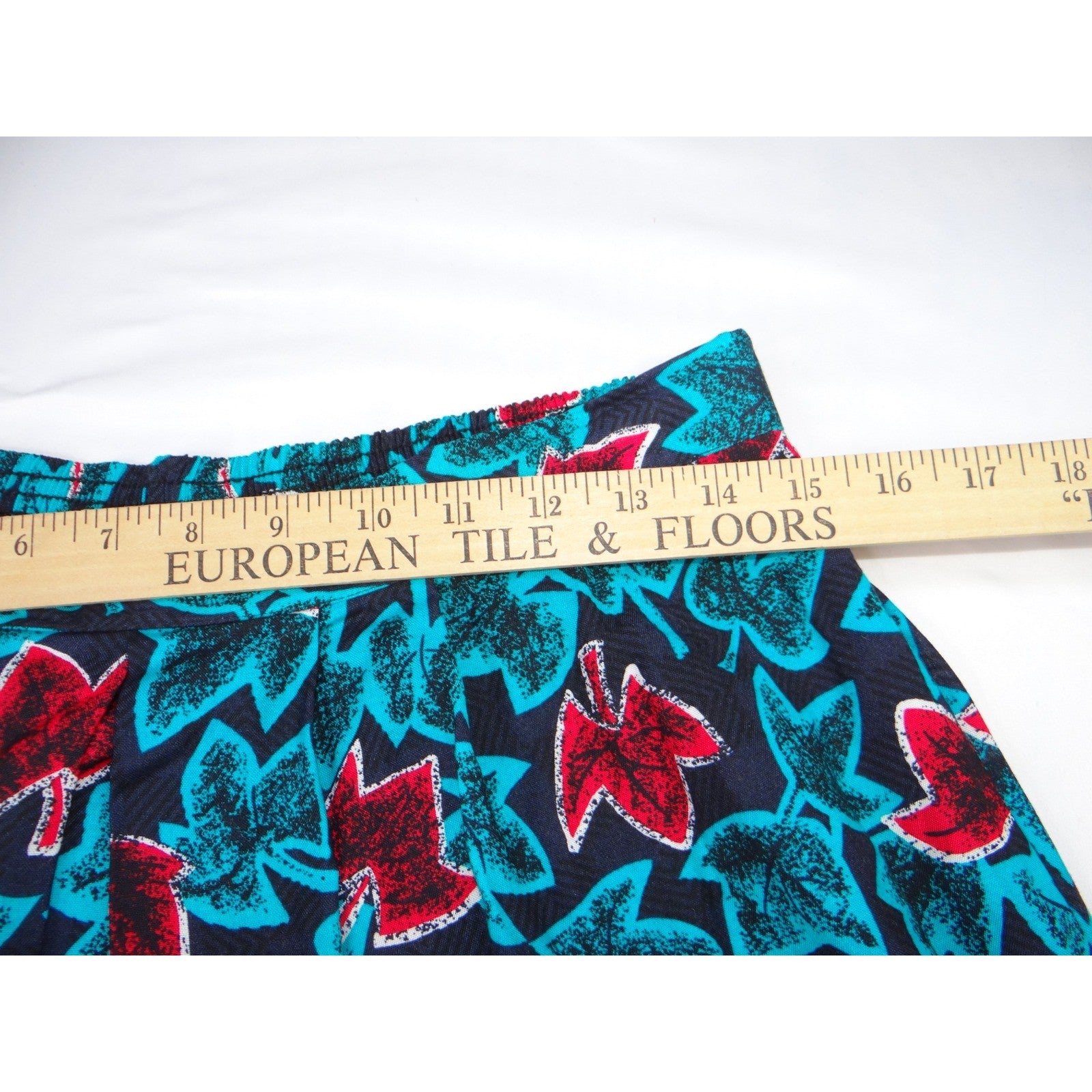 Vintage Greenwich Square Teal Red Leaf Print Midi Skirt Size 13-14 Elastic Waist