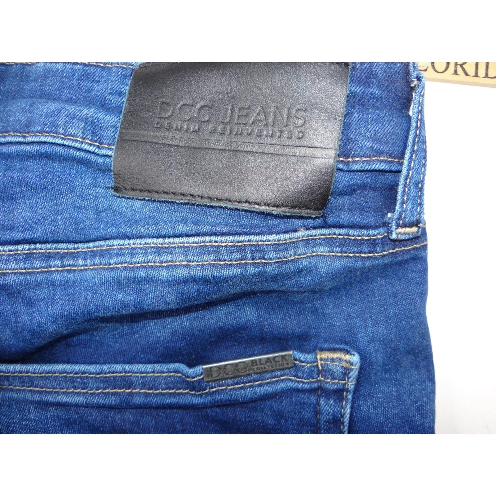 DCC JEANS Women Slim Fit Dark Wash Distressed Denim Jeans