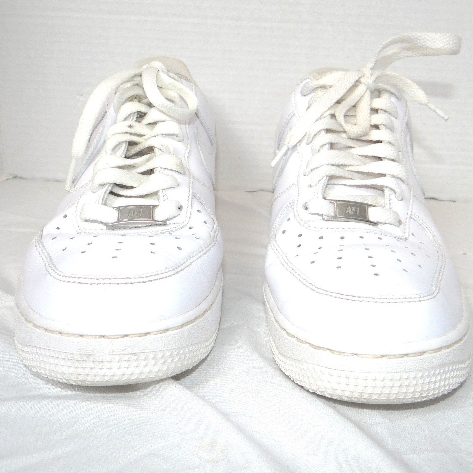 Nike Air Force 1 Low 07 Mens Shoes Triple White CW2288-111 Size 8.5