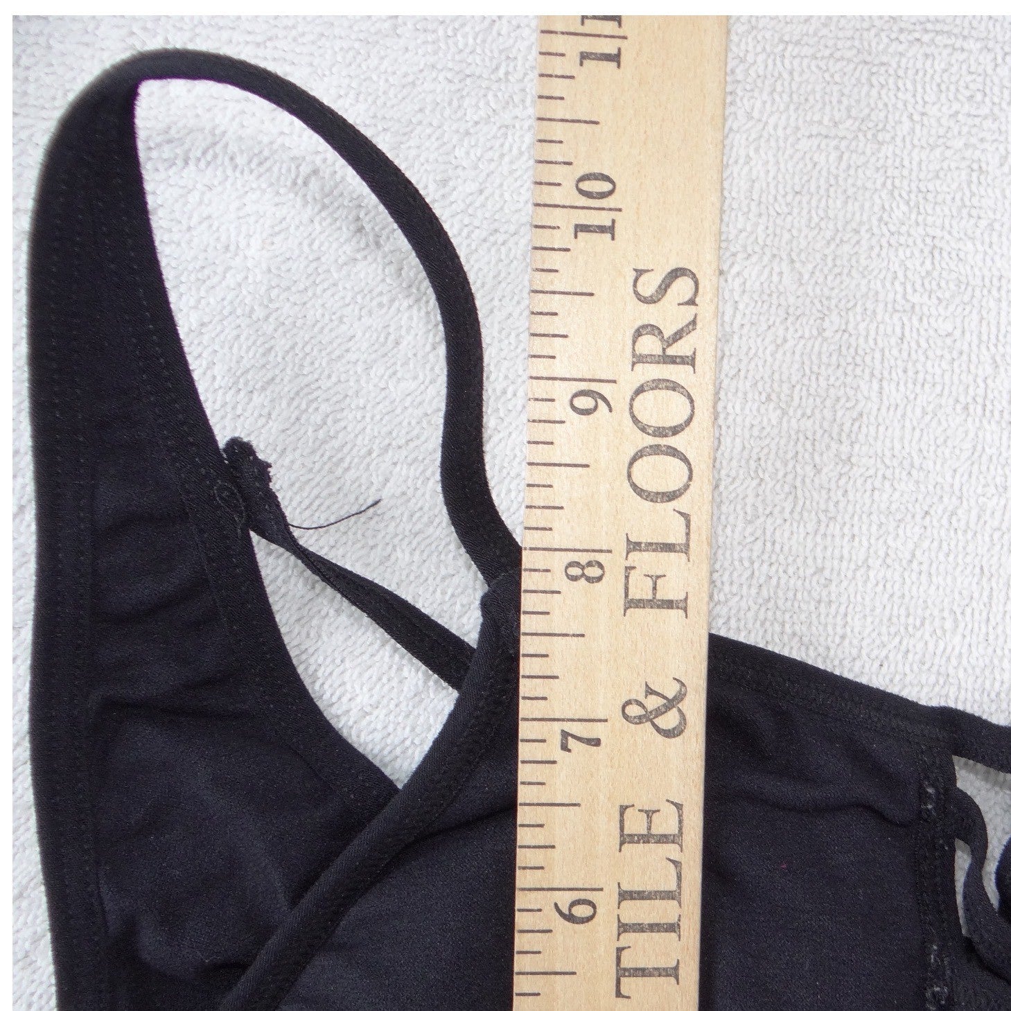 Black Lace Up Front Sports Bra Removable Pads Sleeveless Activewear