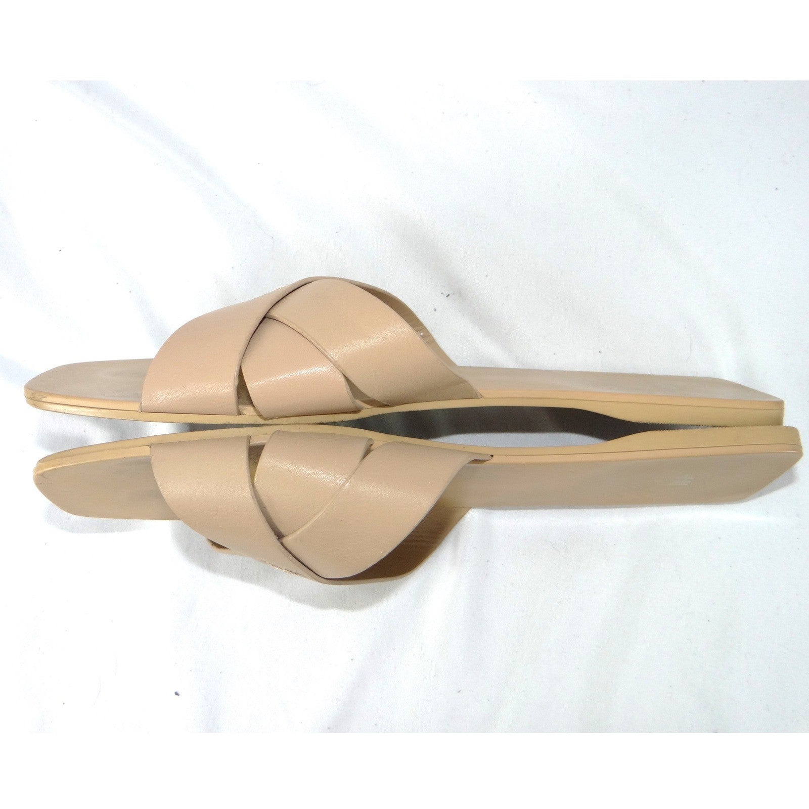 HM Womens Beige Square Toe Crisscross Strap Flat Slide Sandals Size 39 2374