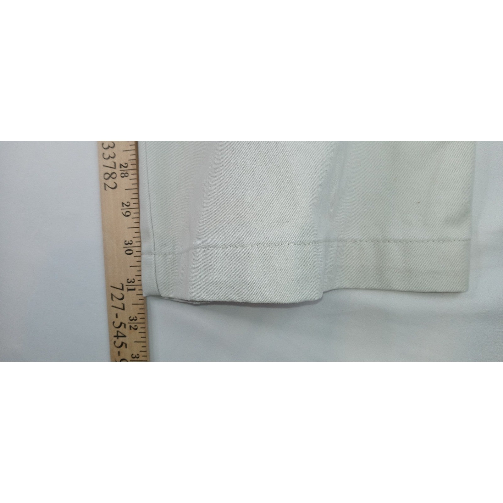 Eddie Bauer Mens Khakis Relaxed Fit Pleated Front Wrinkle Resistant Pants 38x32
