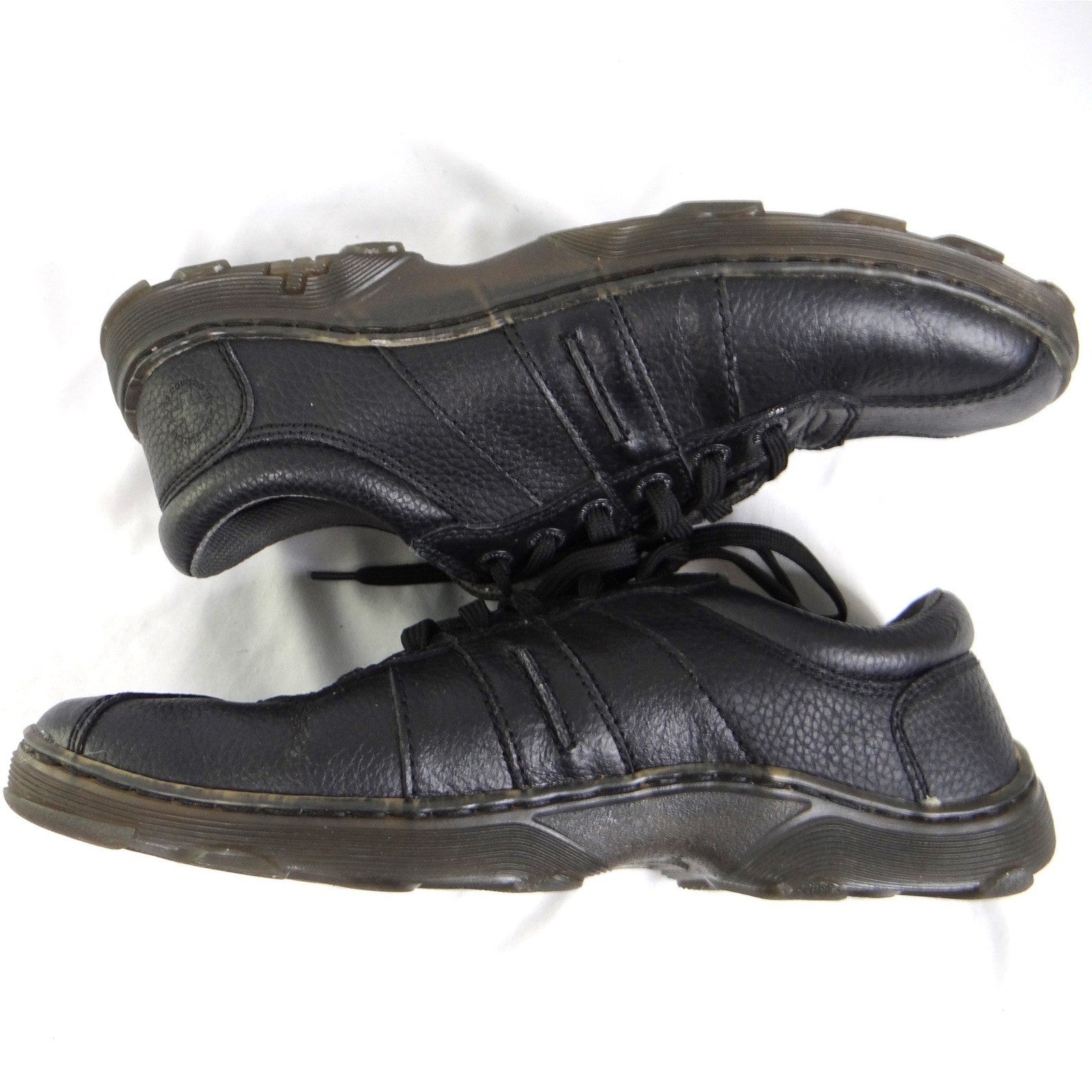Dr. Martens Pembroke Black Pebbled Leather Low Top Sneakers Mens 11