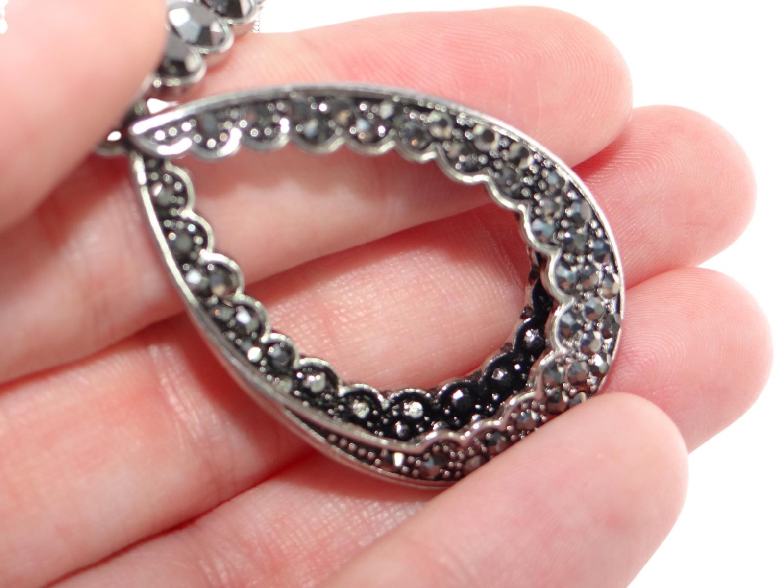 Elegant Black & Silver Teardrop Necklace with Matching Earrings